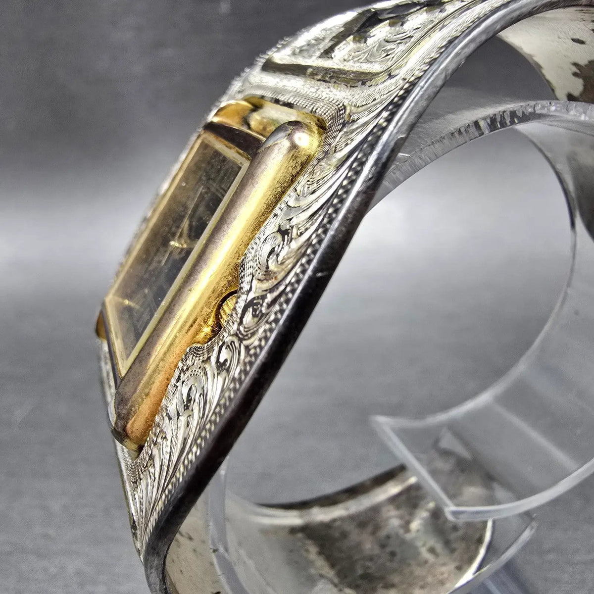 Montana Silversmiths Tank Watch Men 21mm Black Dial Gold Tone Cuff New Battery2