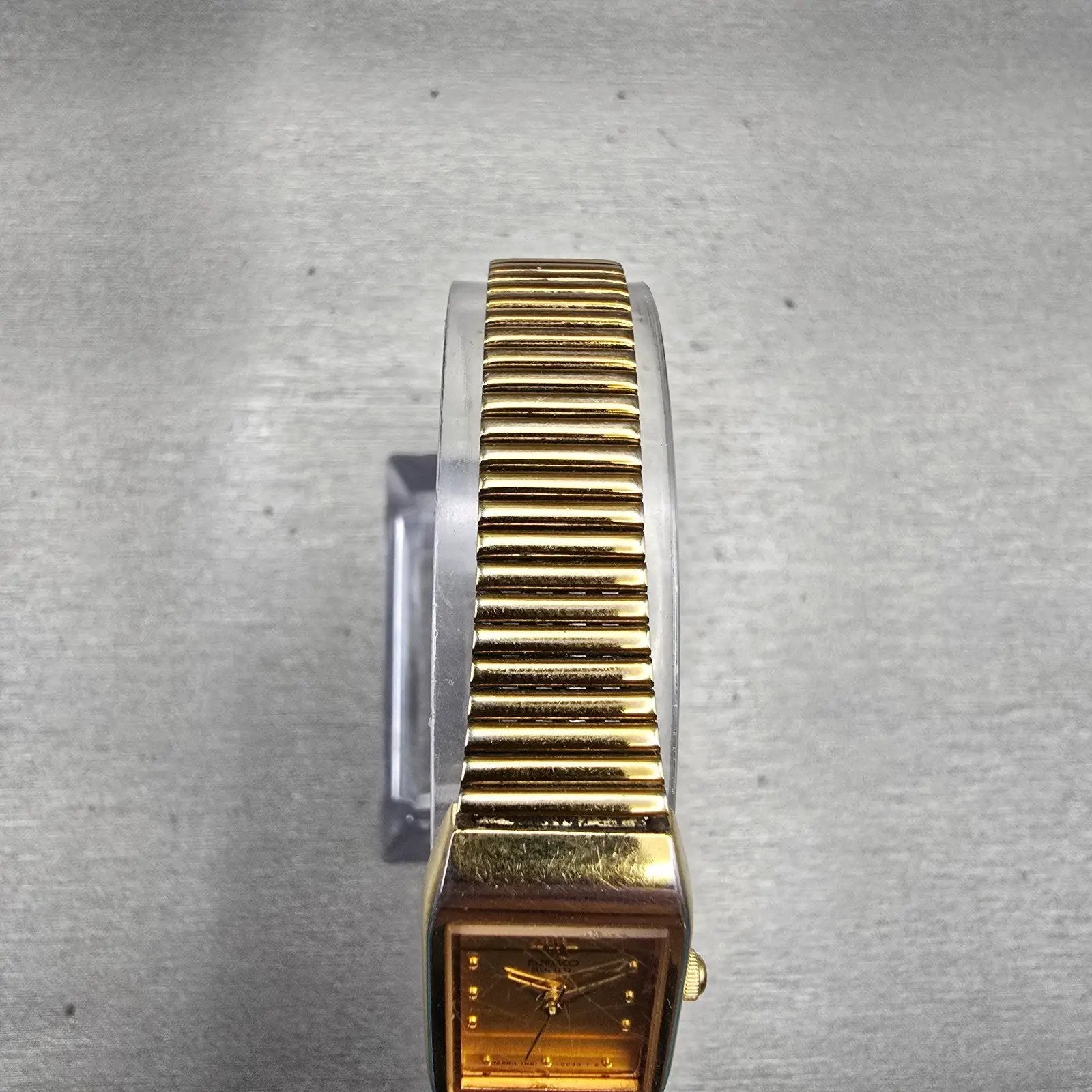 Seiko Watch Women 16mm Gold Dial Gold Tone Rectangle 1N01-5A00 New Battery VTG4
