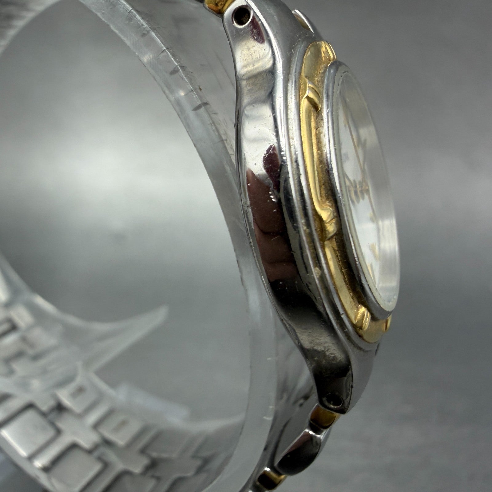 Bulova Watch Women 25mm White Dial Two Tone Date Round 98M36 New Battery KJF1233