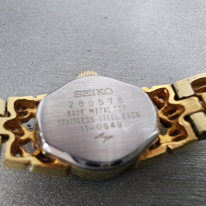 Seiko Watch Women 16mm Silver Dial Gold Tone Manual Round 110549 Runs9