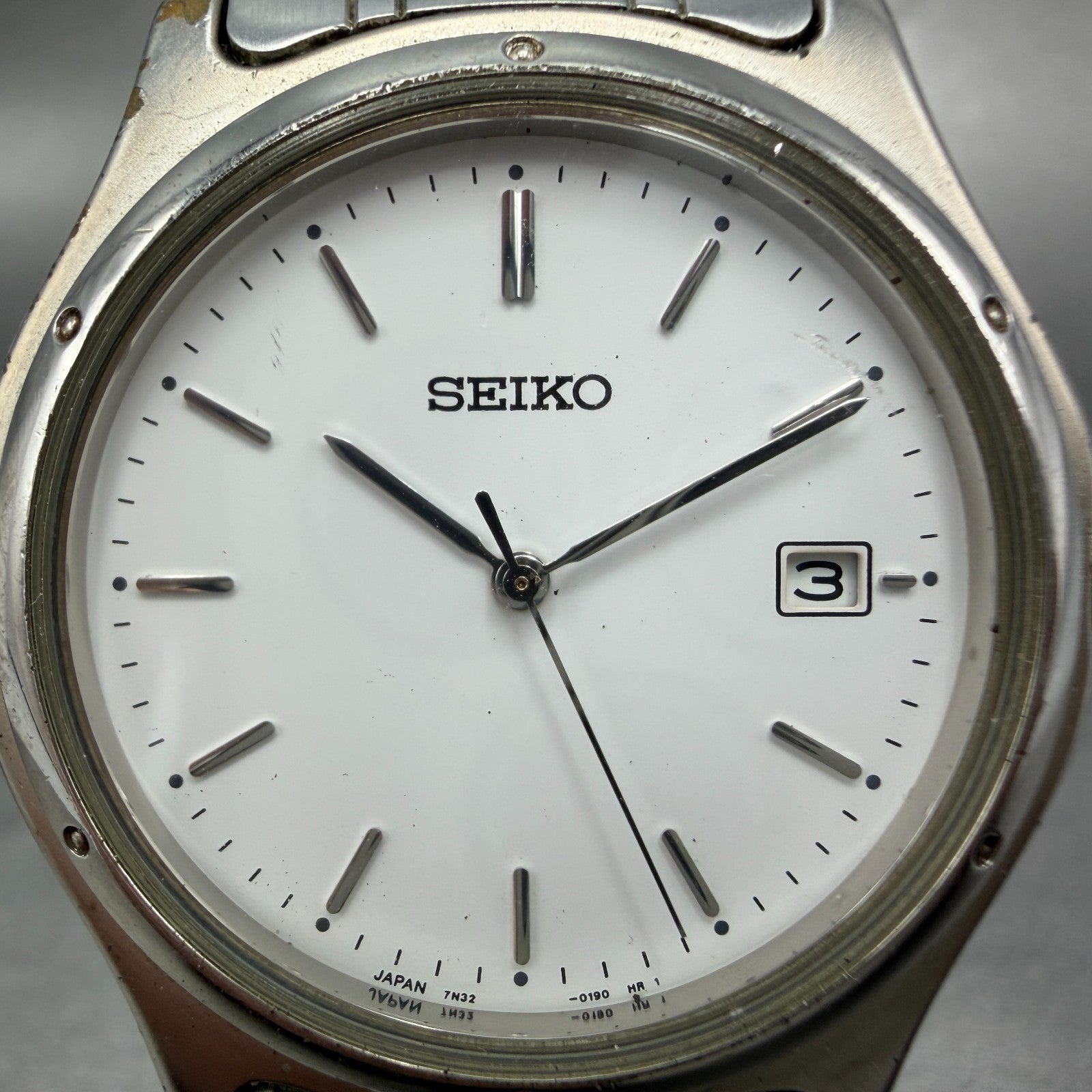 Seiko Watch Men 35mm White Dial Silver Tone Date Round 7N32-0150 New Battery1