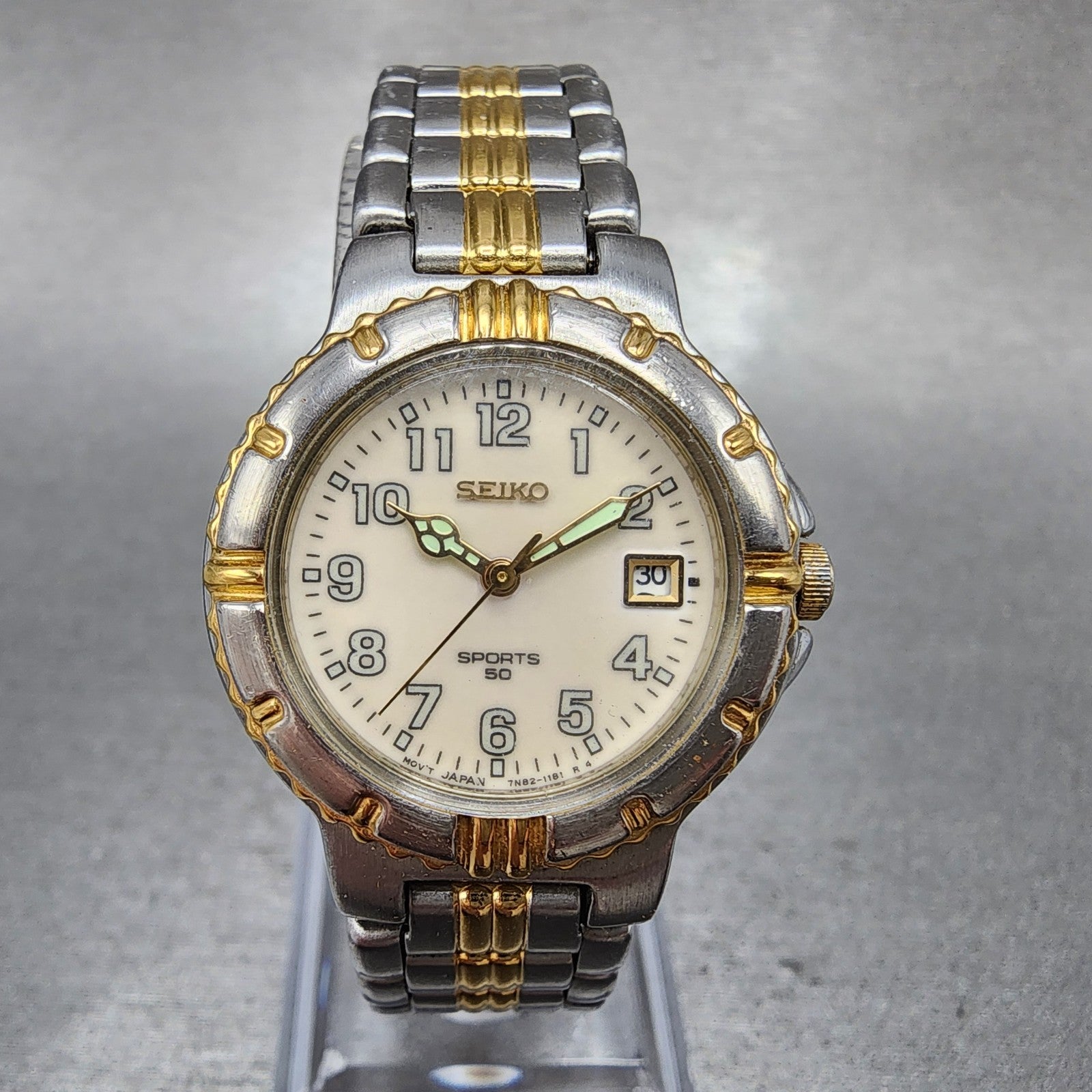 Seiko Sports 50 Watch Woman 27mm Luminous Dial Two Tone Date 7n820499 New Batt0