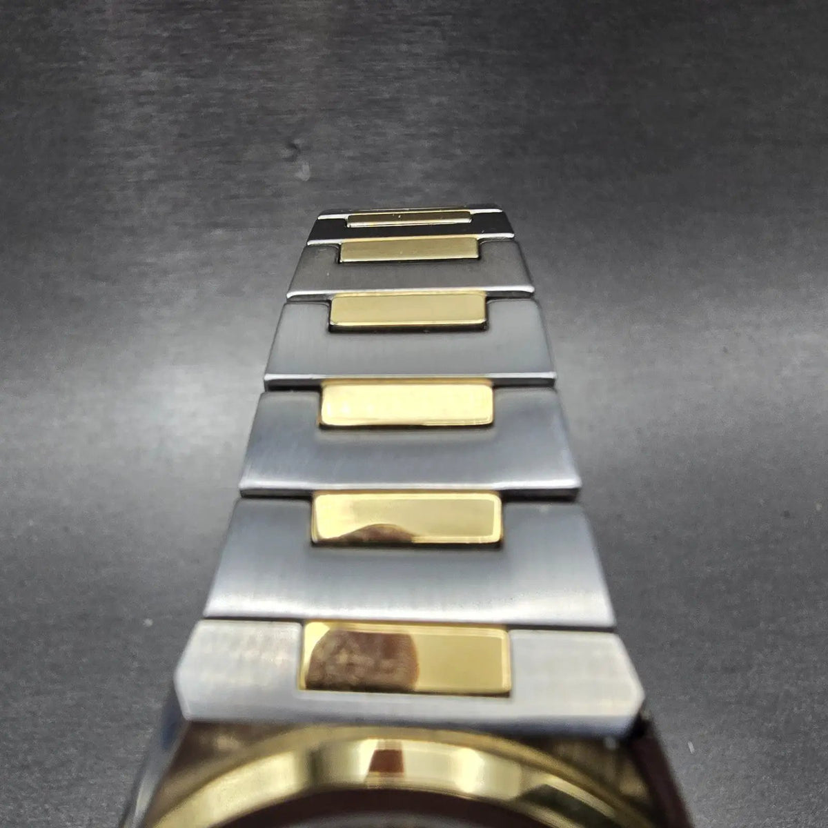 Bulova Watch Women 30mm White Dial Two Tone Date Round 98L323 New Battery5