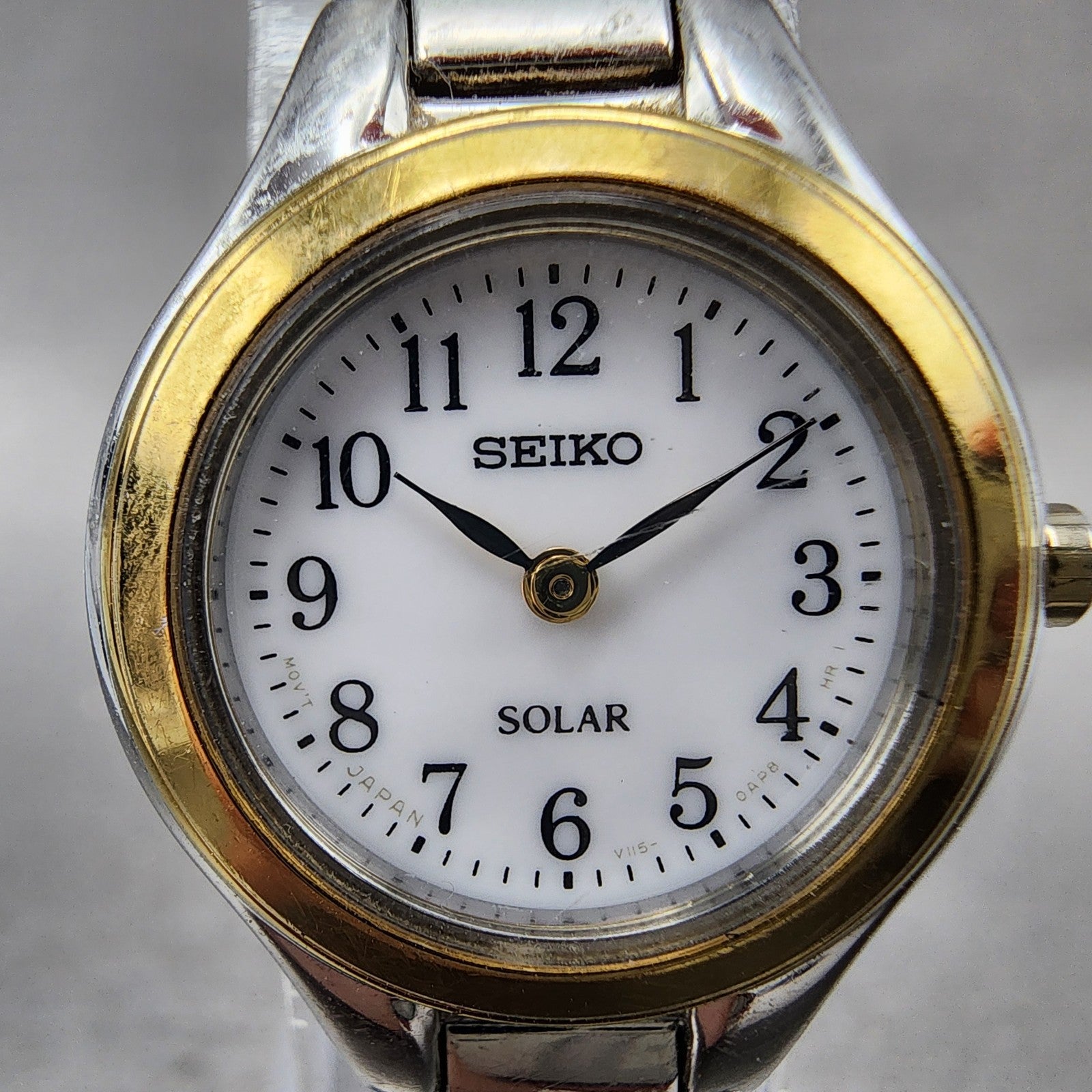 Seiko Solar Watch Women 22mm White Dial Two Tone Round V1150AG0 Runs1
