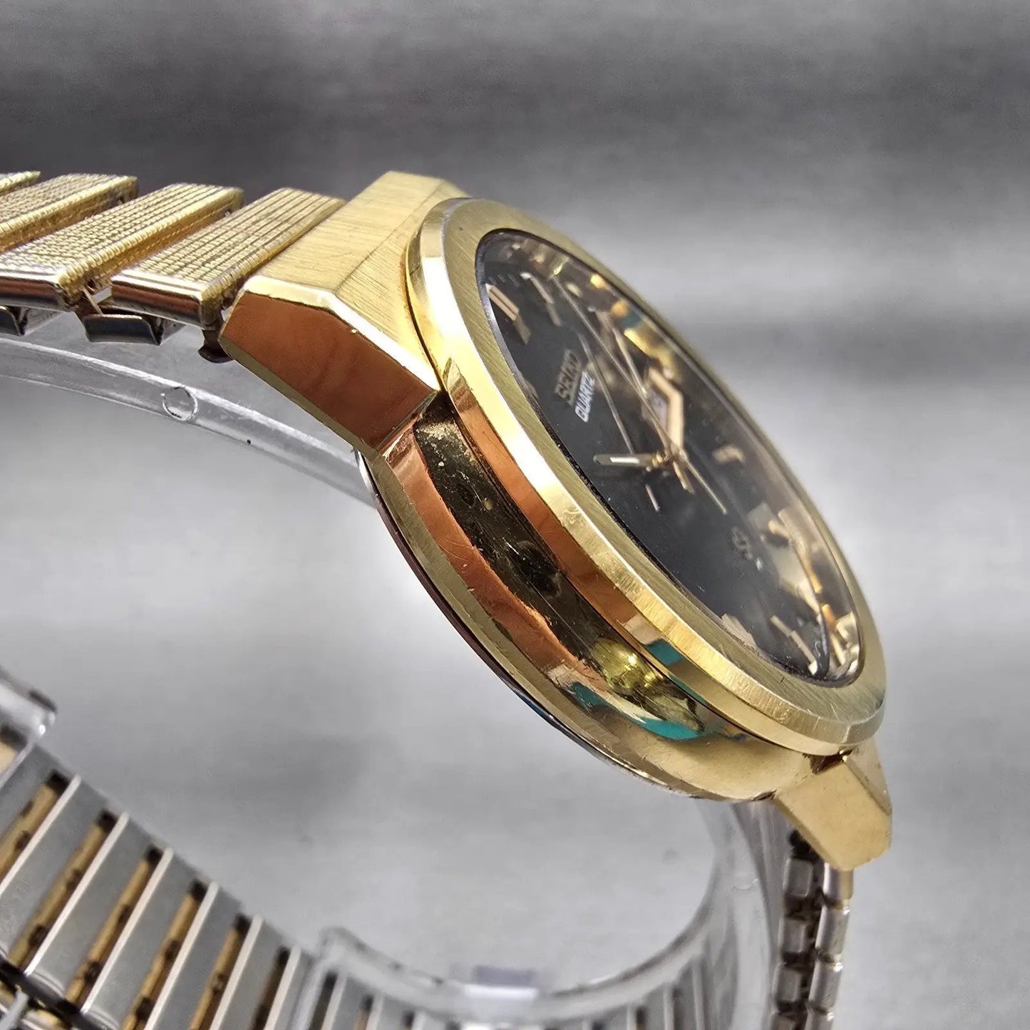Seiko SQ Watch Men 35mm Black Dial Gold Tone Daydate 7123-8030 New Battery VTG3