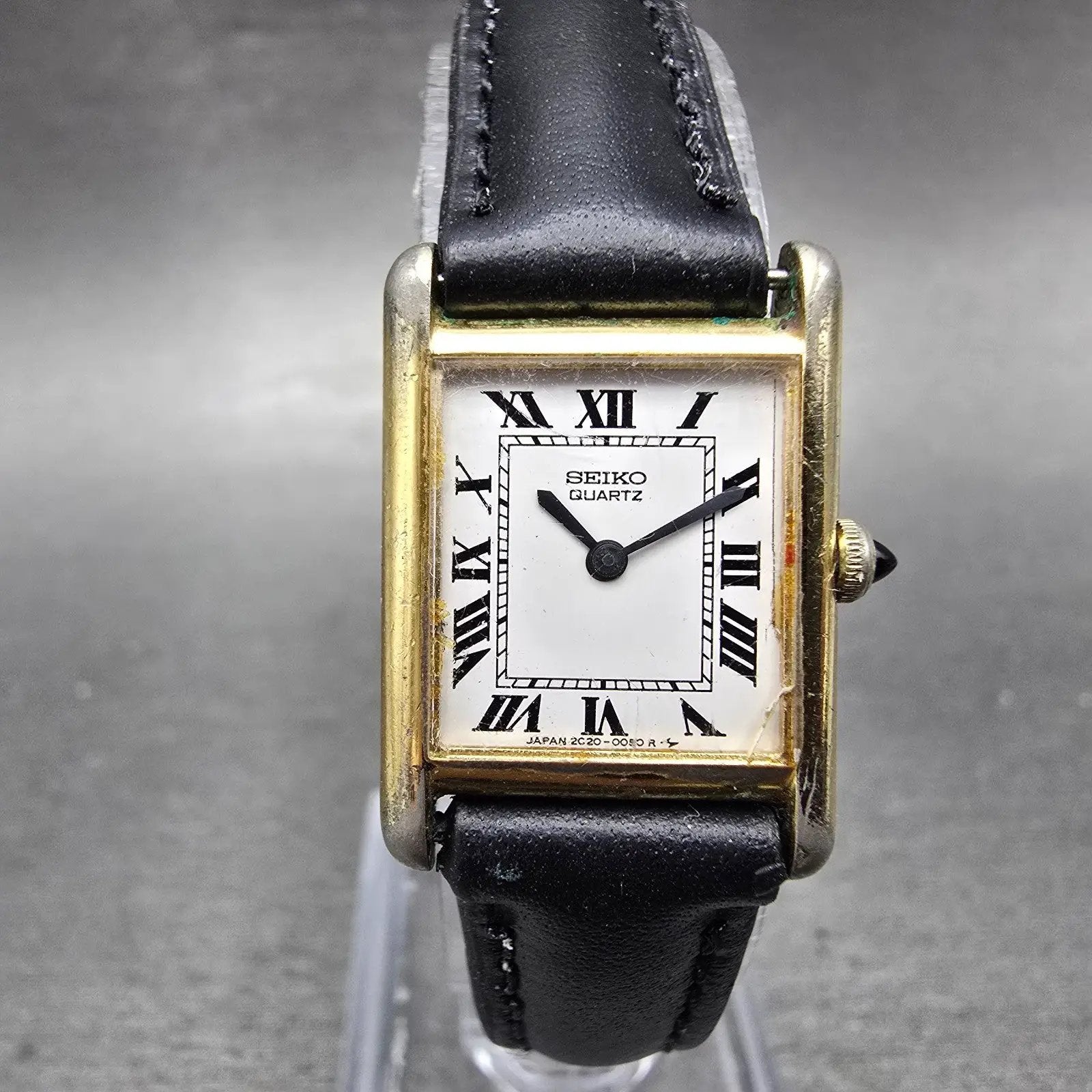Seiko Tank Watch Women 18mm White Dial Gold Tone Rectangle 2C20-5019 New Battery0