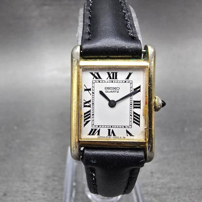 Seiko Tank Watch Women 18mm White Dial Gold Tone Rectangle 2C20-5019 New Battery0