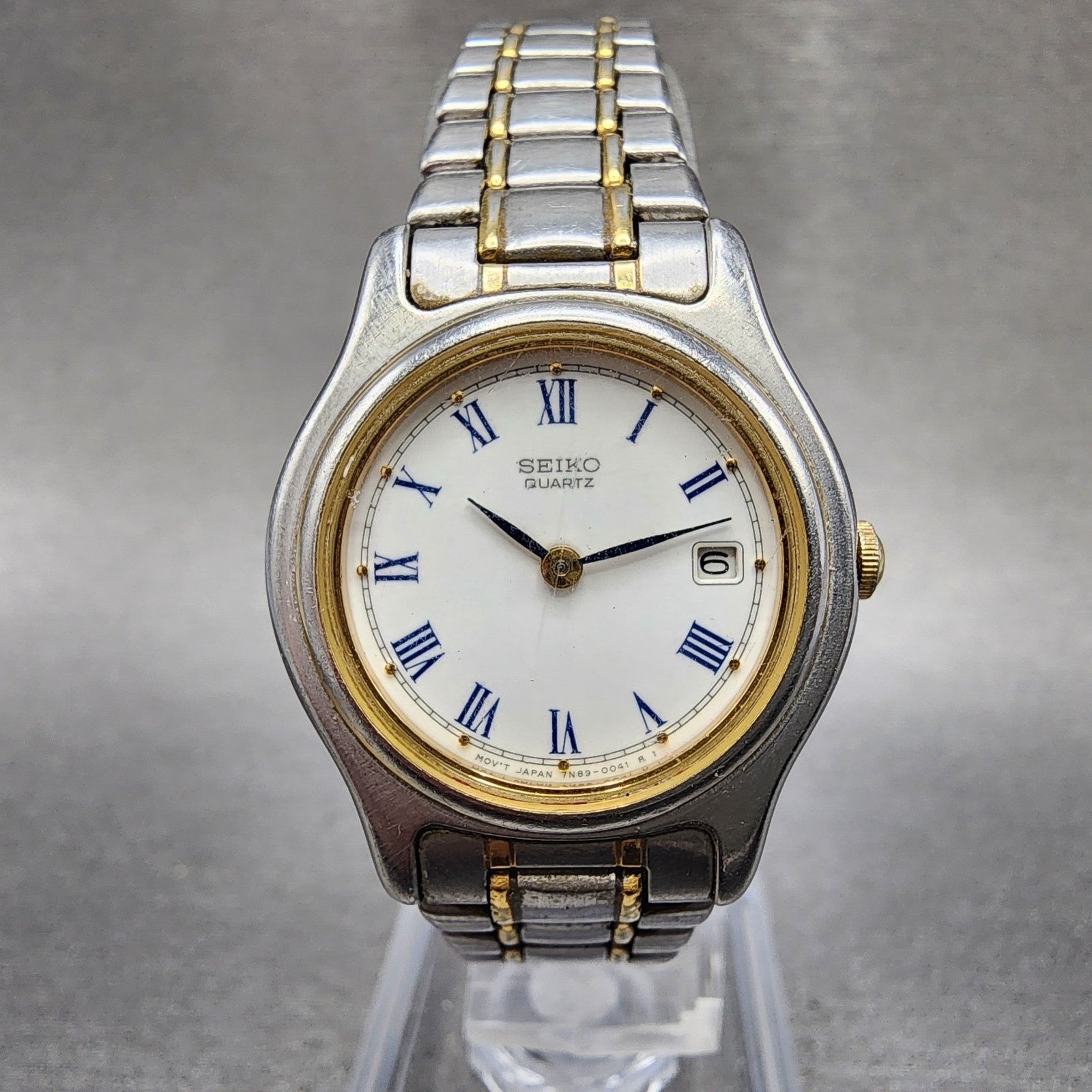 Seiko Watch Women 26mm White Dial Two Tone Date Round 7n890021 New Battery0