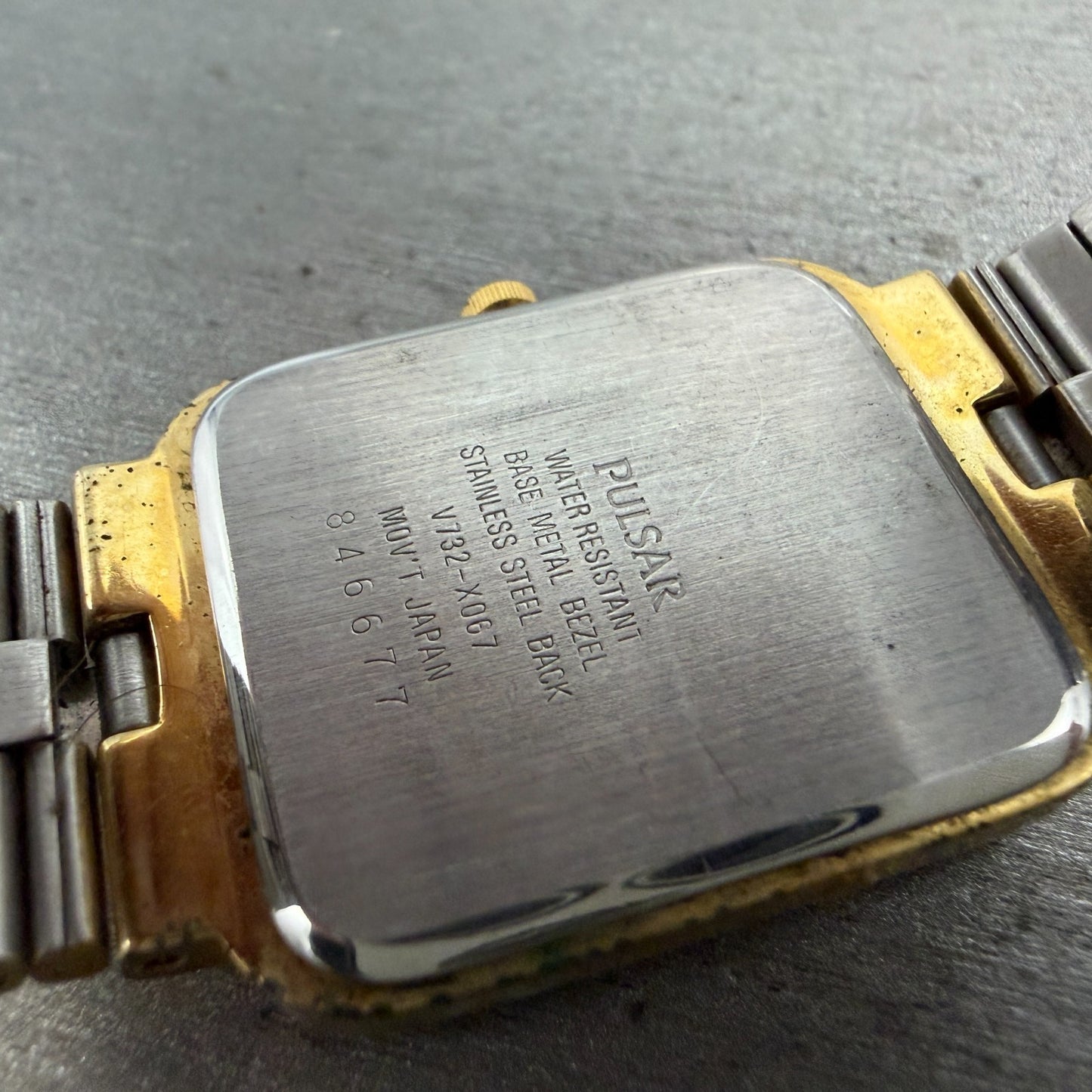 Pulsar Tank Watch Men 26mm Champagne Dial Gold Tone Date Rectangle New Battery 39