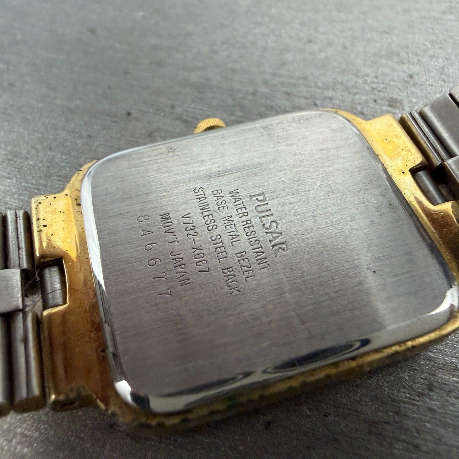 Pulsar Tank Watch Men 26mm Champagne Dial Gold Tone Date Rectangle New Battery 39