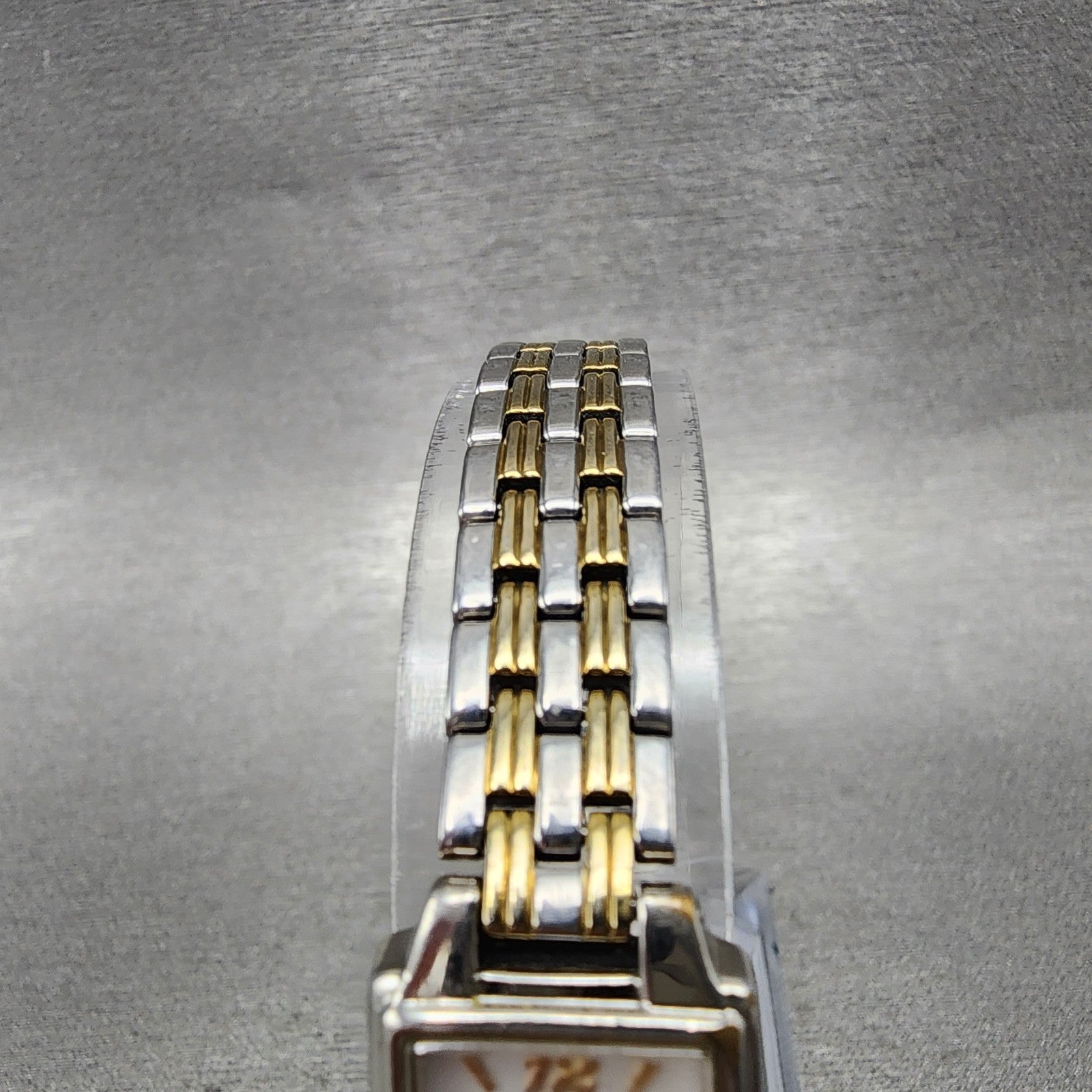 Seiko Tank Watch Women 16mm White Dial Two Tone Rectangle 1N010FH0 New Battery4