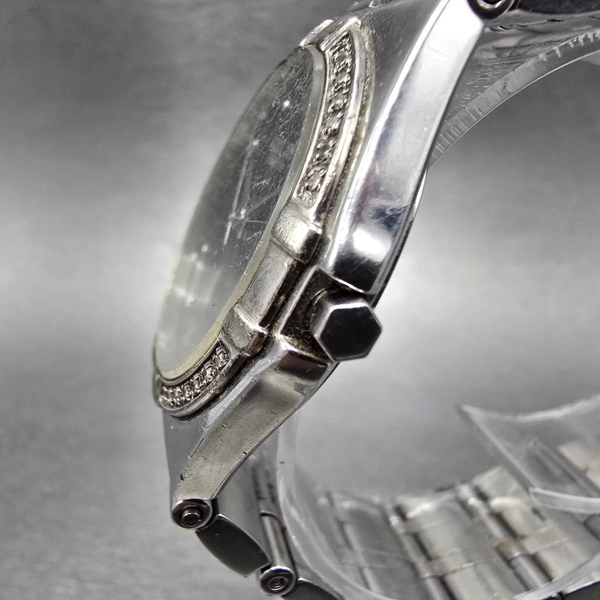 Citizen Eco-Drive Watch Men 36mm Black Dial Silver Date Round Diamonds Runs2