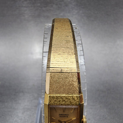 Seiko Tank Watch Women 12mm Gold Dial Gold Tone Rectangle 2E205029 New Battery4