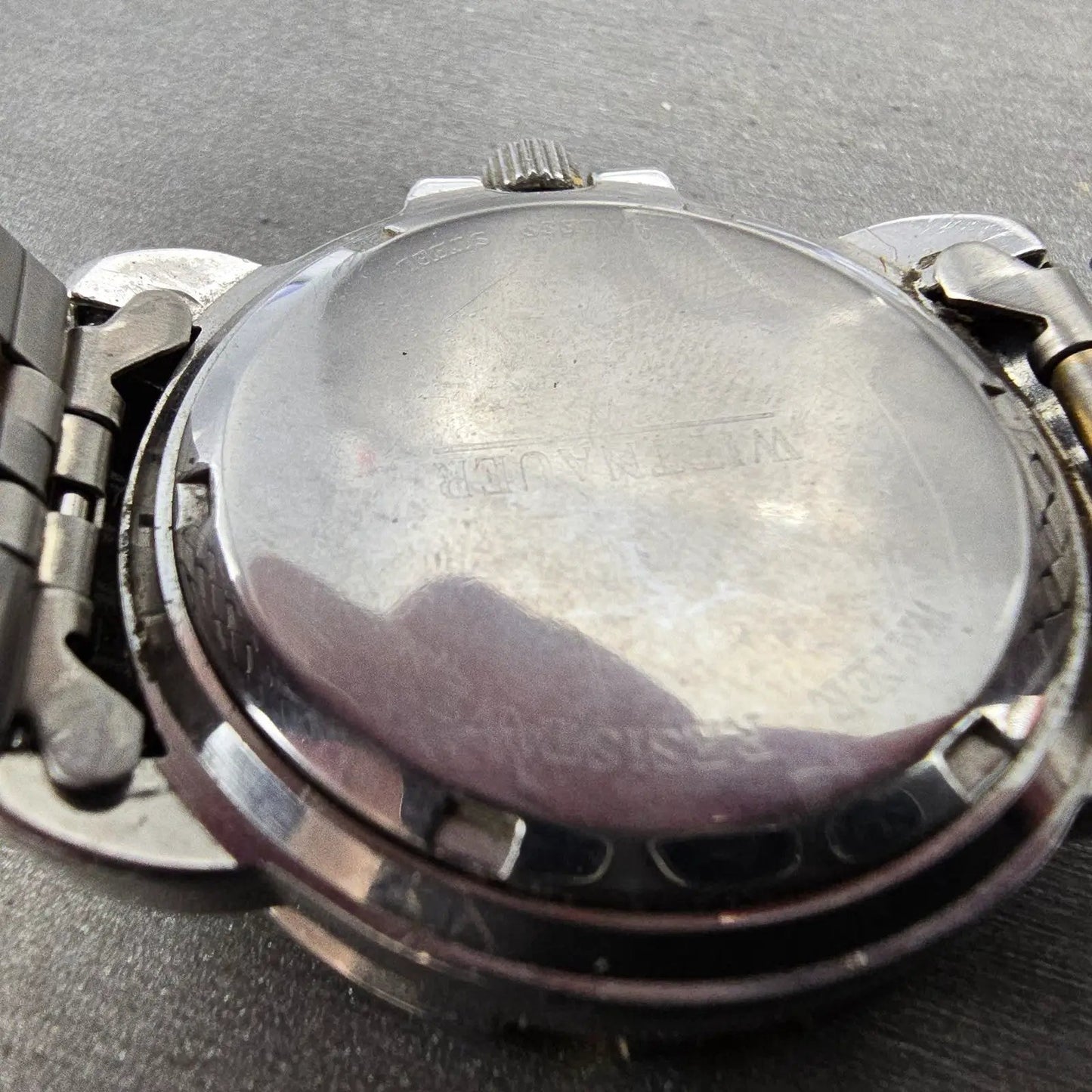 Wittnauer Dive Watch Men 38mm White Dial Two Tone Date Round New Battery VTG9