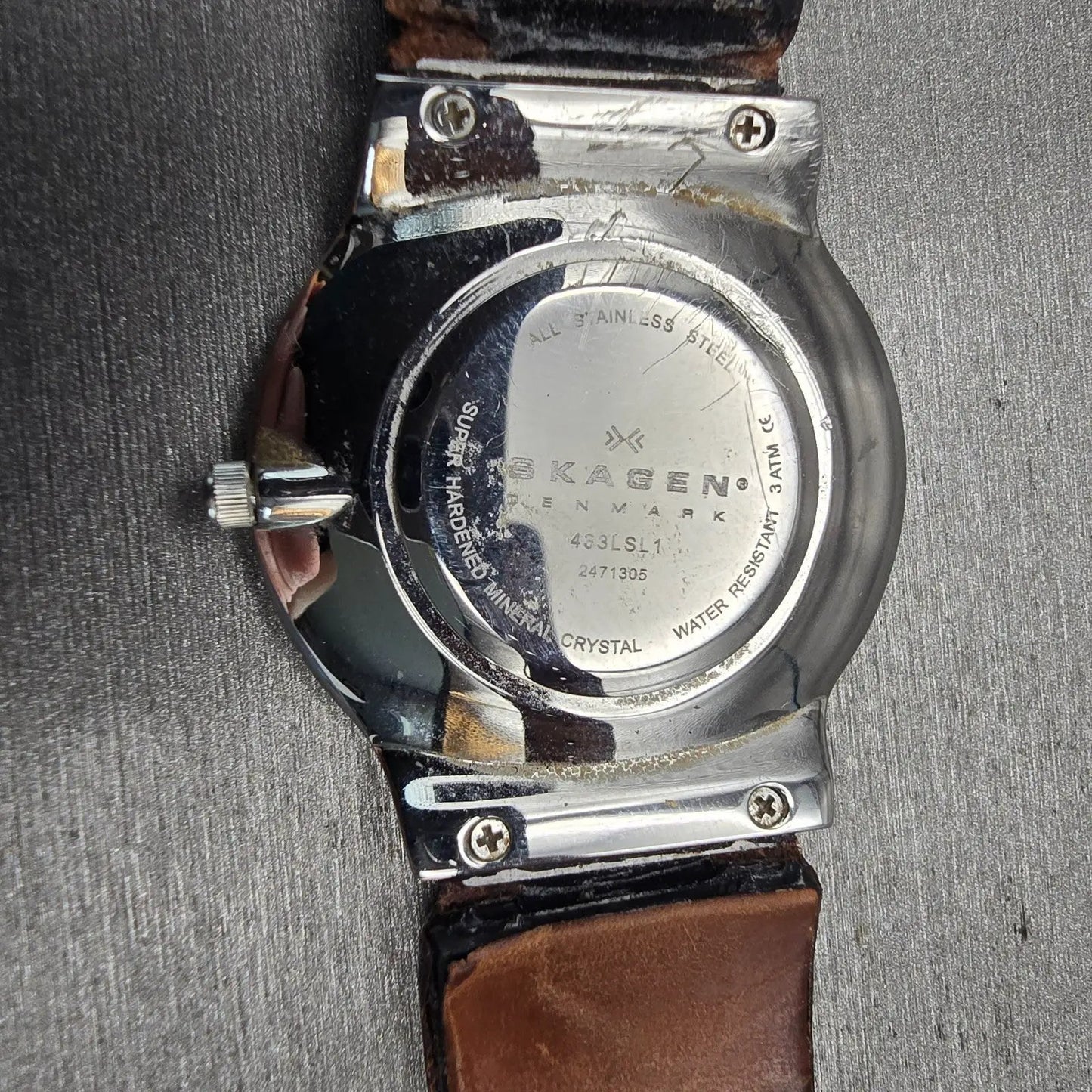 Skagen Watch Men 34mm White Dial Silver Tone Round 433LSL1 READ!!!!! New Battery10