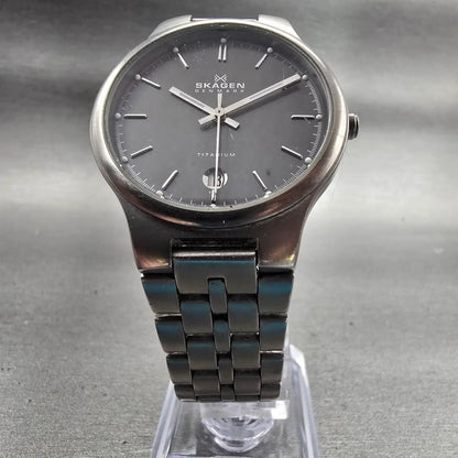 Skagen Denmark Watch Men 34mm Gray Dial Titanium Date Round 105LTX New Battery5