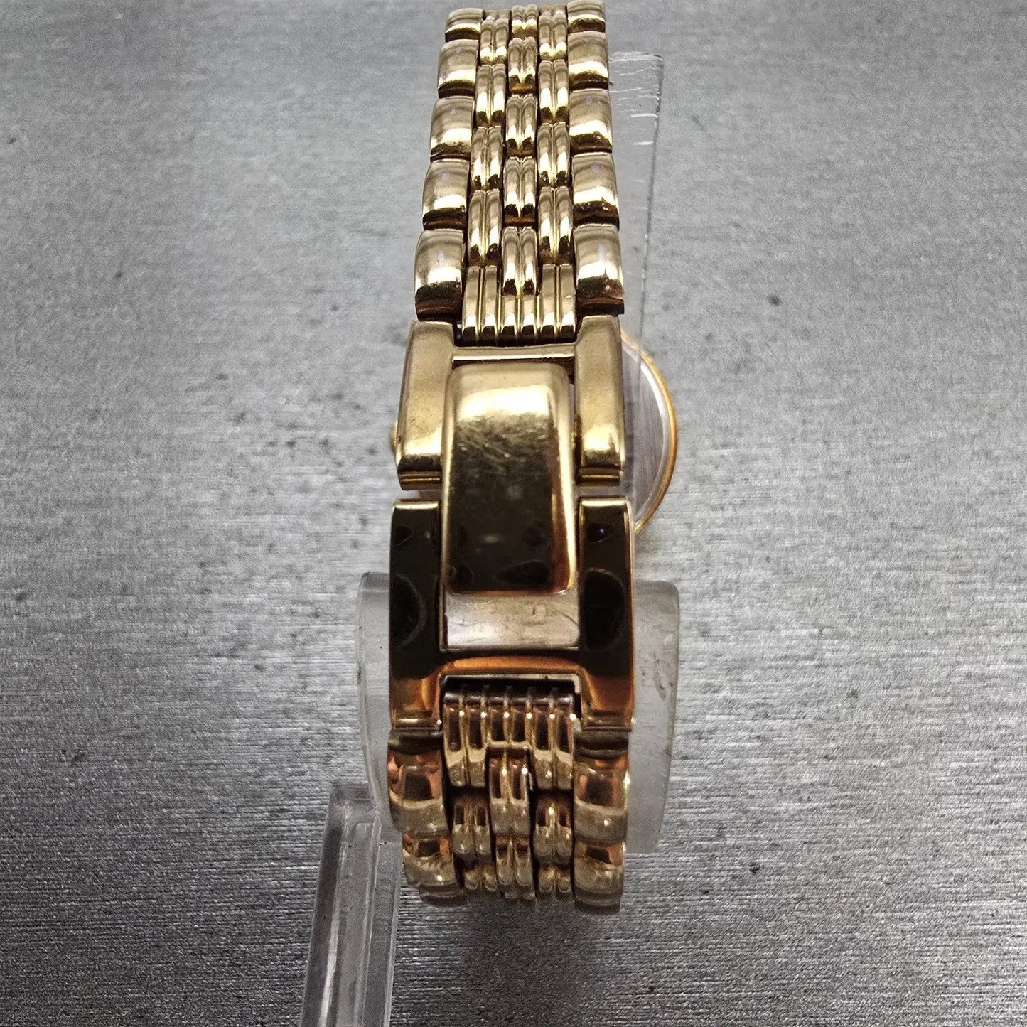 Seiko Watch Women 23mm White Dial Gold Tone Date Round 7N82-0228 New Battery VTG7