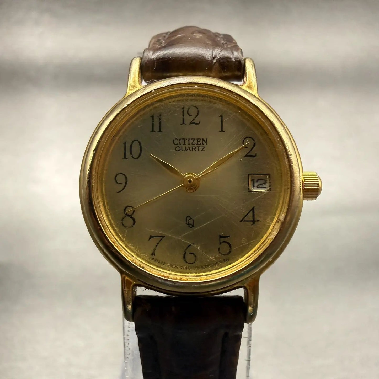 Citizen CQ Watch Women 23mm Gold Dial Gold Tone Date Round 1012-S69781 New Batt0