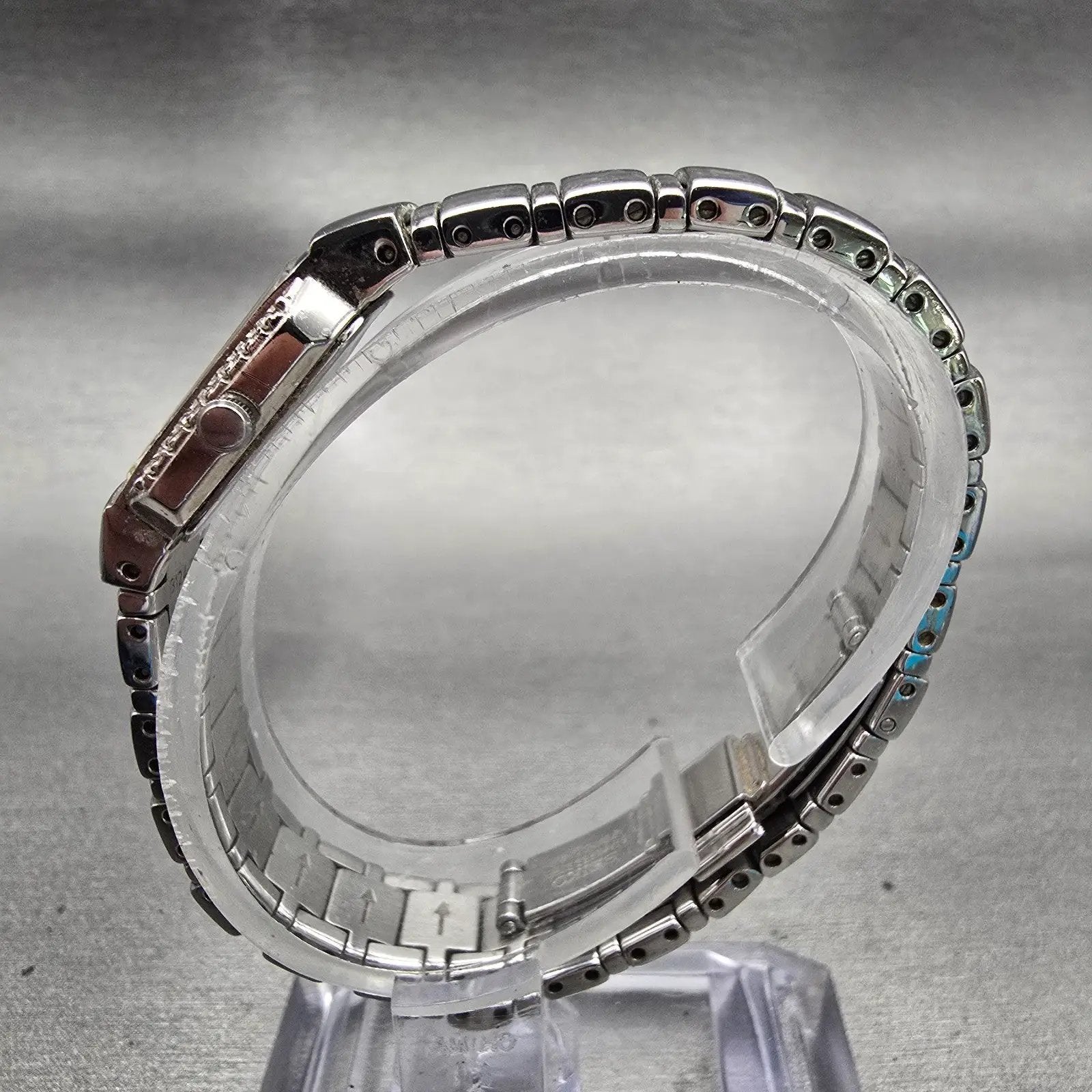Seiko Watch Women 16mm Silver Dial Silver Tone Gemmed 1F20-0AB0 New Battery VTG6