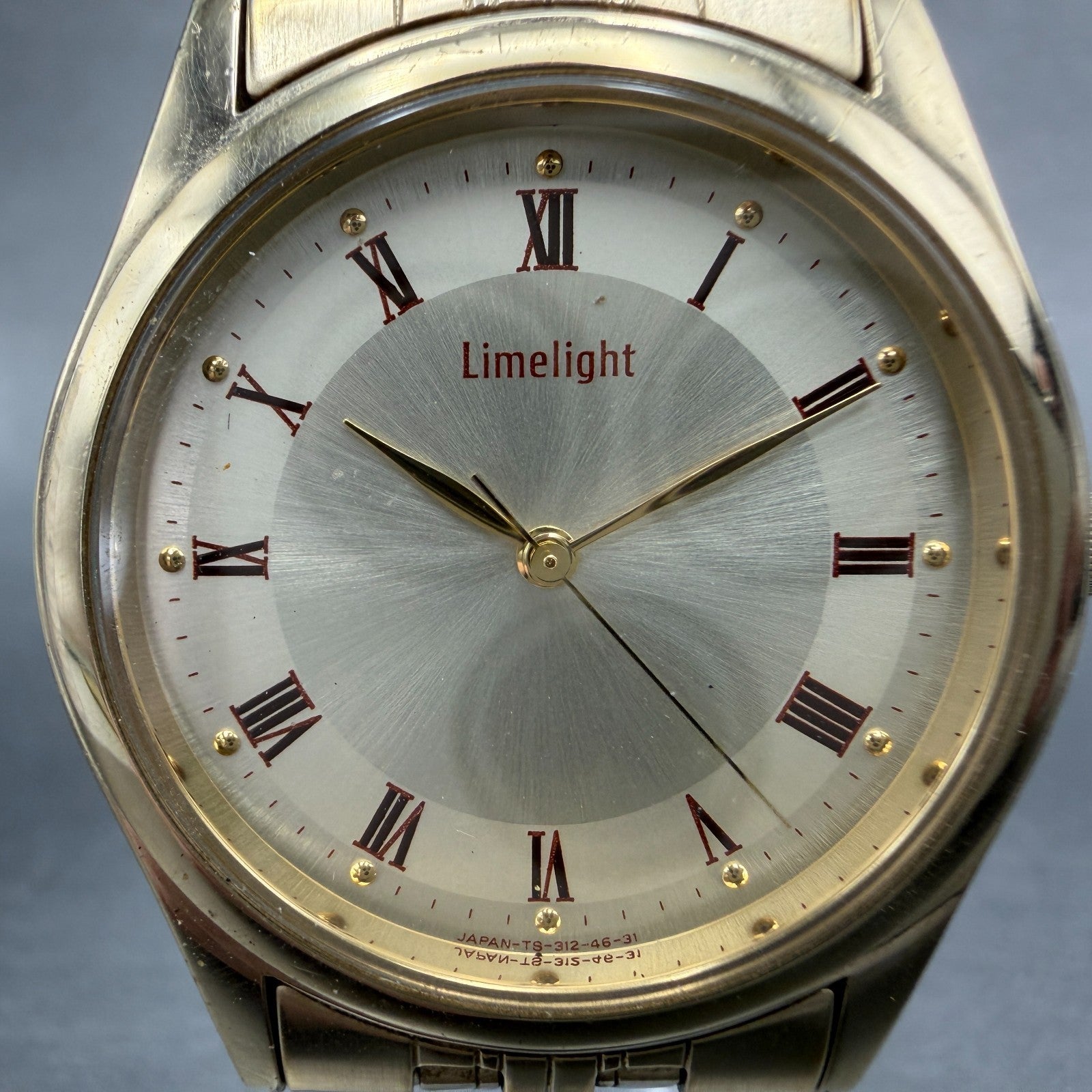 Rioch Limelight Watch Unisex 32mm Champagne Dial Gold Tone Round New Battery1