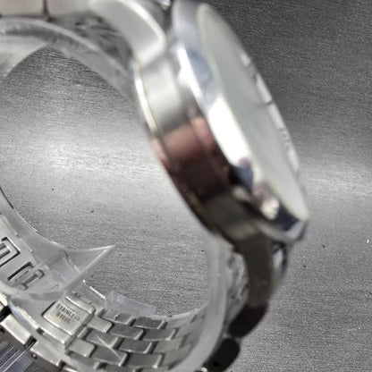 Guess Collection Watch Women 30mm White Dial Silver Tone Round New Battery GC3