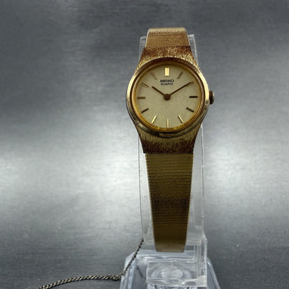 Seiko Watch Women 18mm Champagne Dial Gold Tone Round VTG 2C20-0029 New Battery5