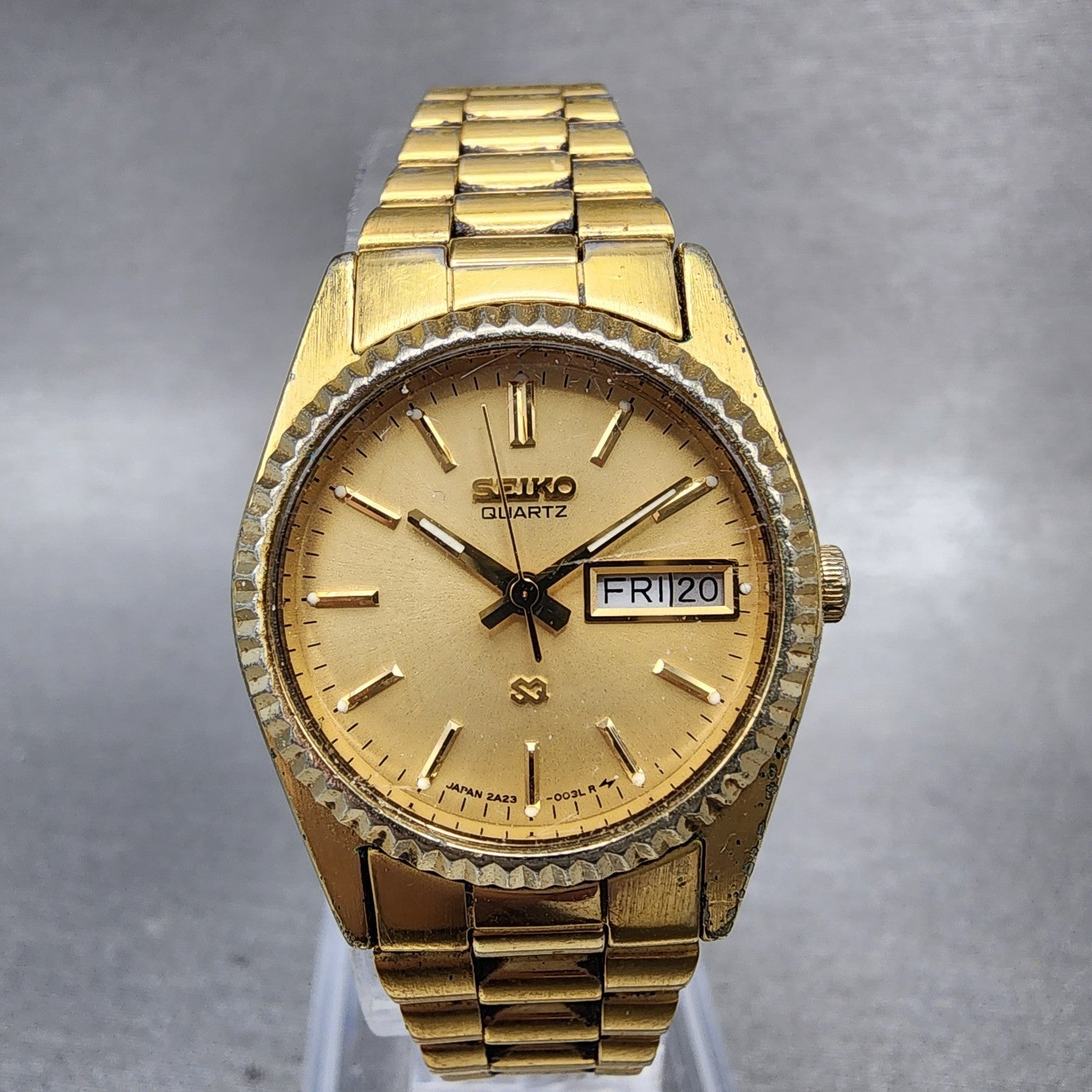 Seiko SQ Watch Women 24mm Champagne Dial Gold Tone Daydate 2a230030 New Battery0