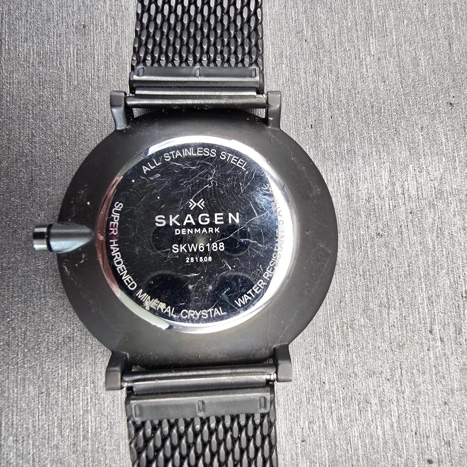 Skagen Hald Watch Men 40mm White Dial Gray Tone Date Round SKW6188 New Battery10