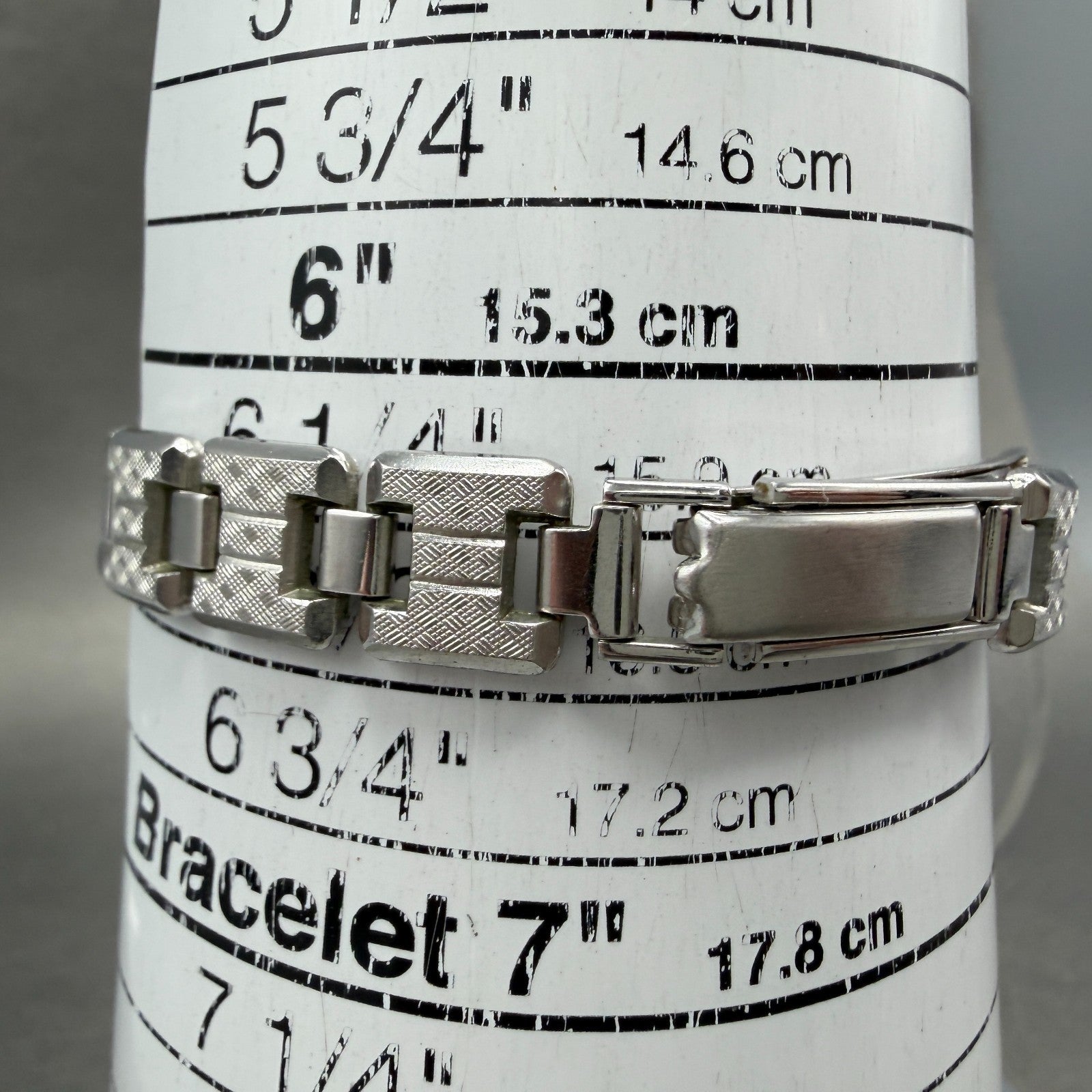 Seiko Watch Women 21mm Silver Dial Silver Tone Round 2220-0020 Manual Runs MFT10