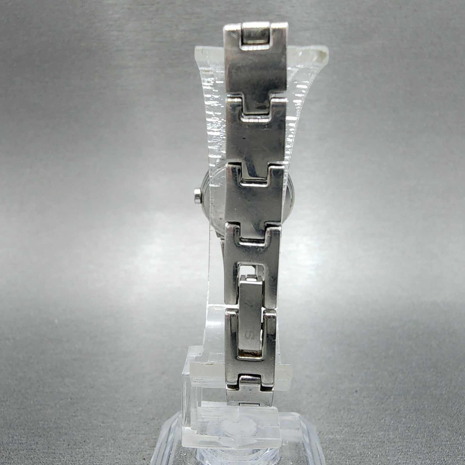 Seiko Watch Women 20mm Blue Dial Silver Tone Round 1n000gm0 New Battery7