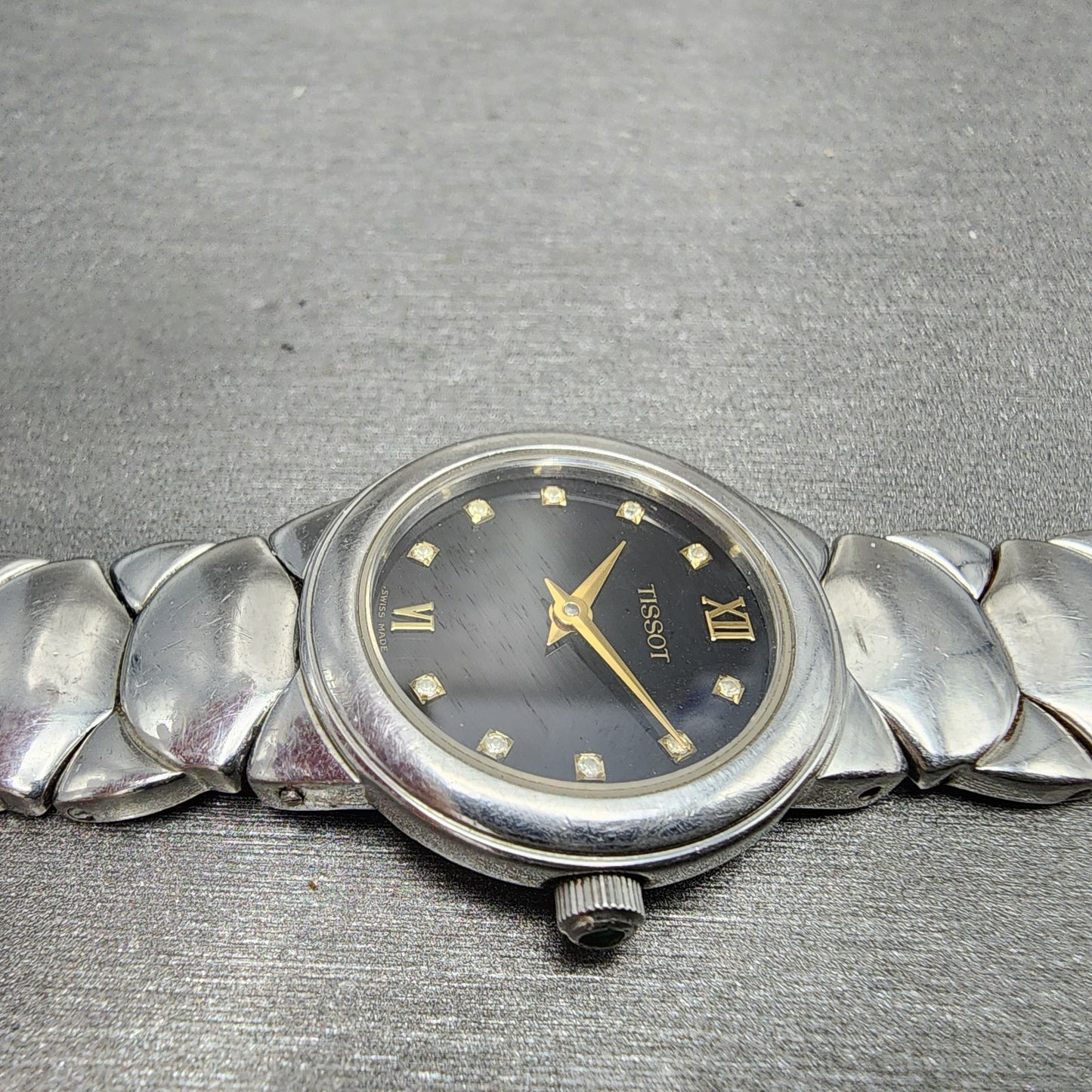 Tissot Watch Women 25mm Black Dial Steel Round BROKEN BAND New battery3