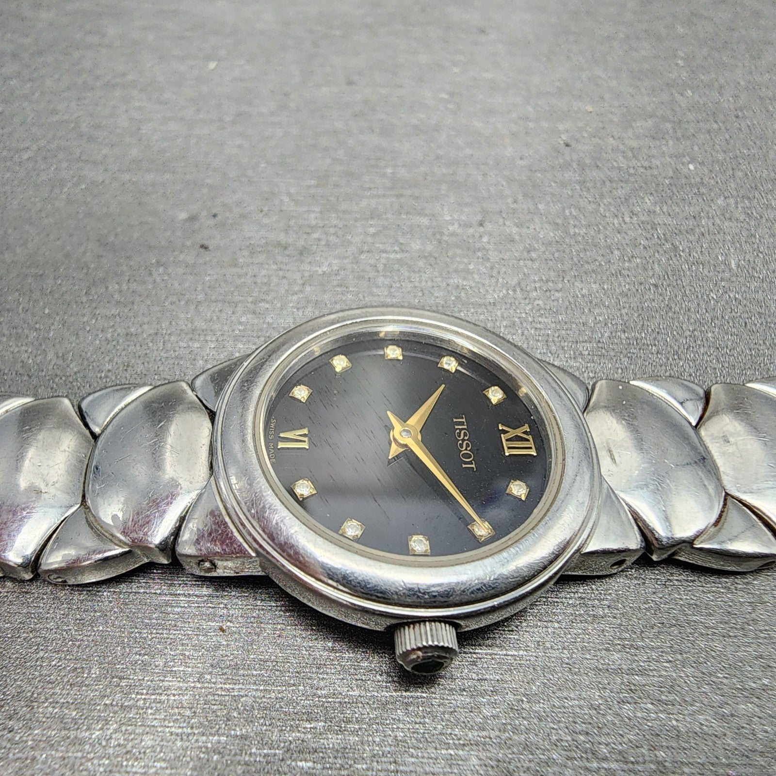 Tissot Watch Women 25mm Black Dial Steel Round BROKEN BAND New battery3