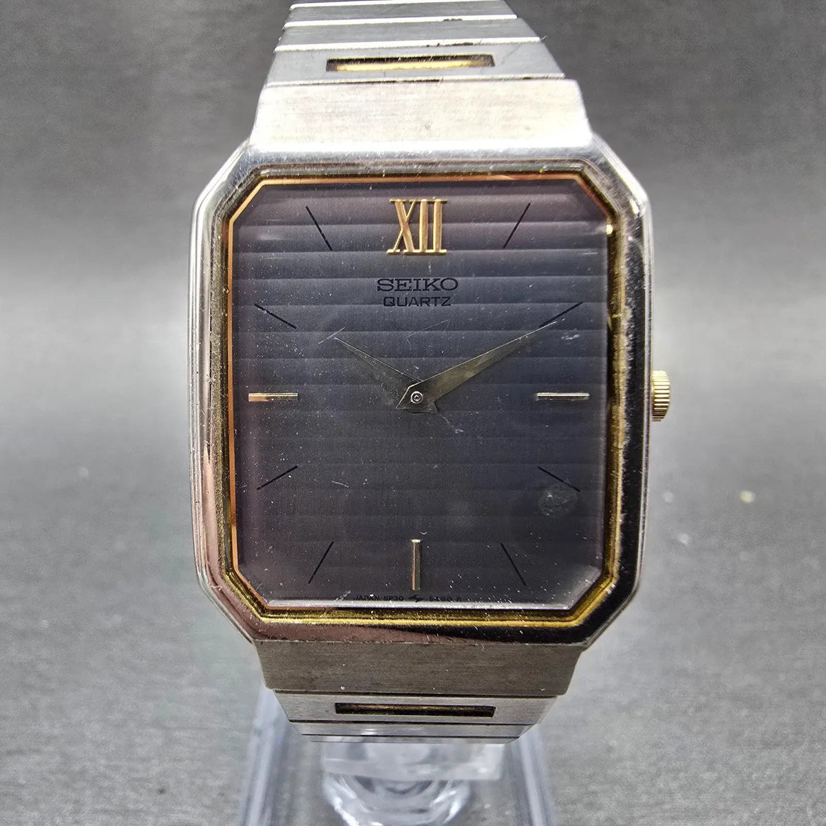 Seiko Tank Watch Men 26mm Gray Dial Gold Tone Rectangle 5P30-5300 PARTS Vintage0