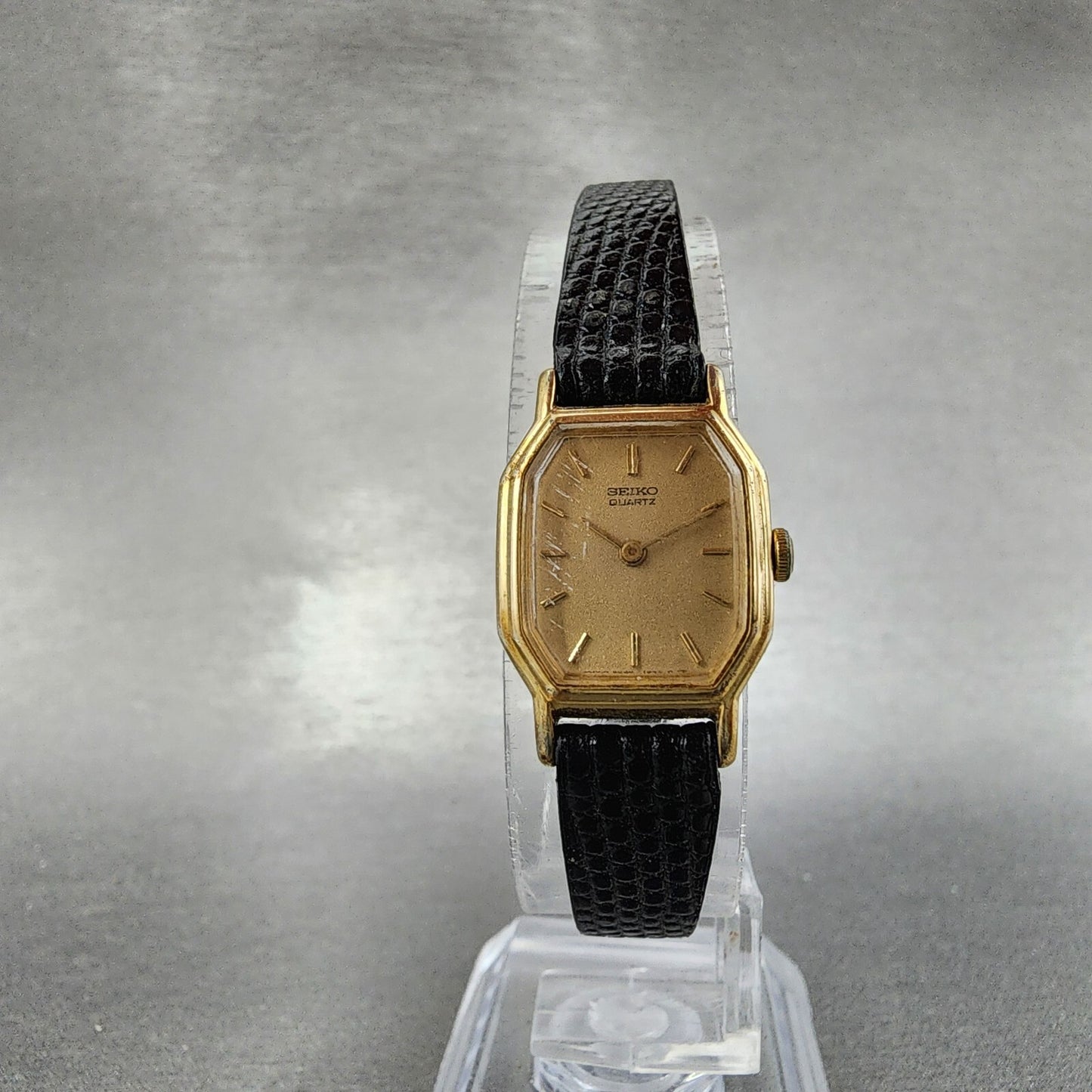 Seiko Watch Women 16mm Gold Dial Gold Tone Octagon 2C20-5769 New Battery