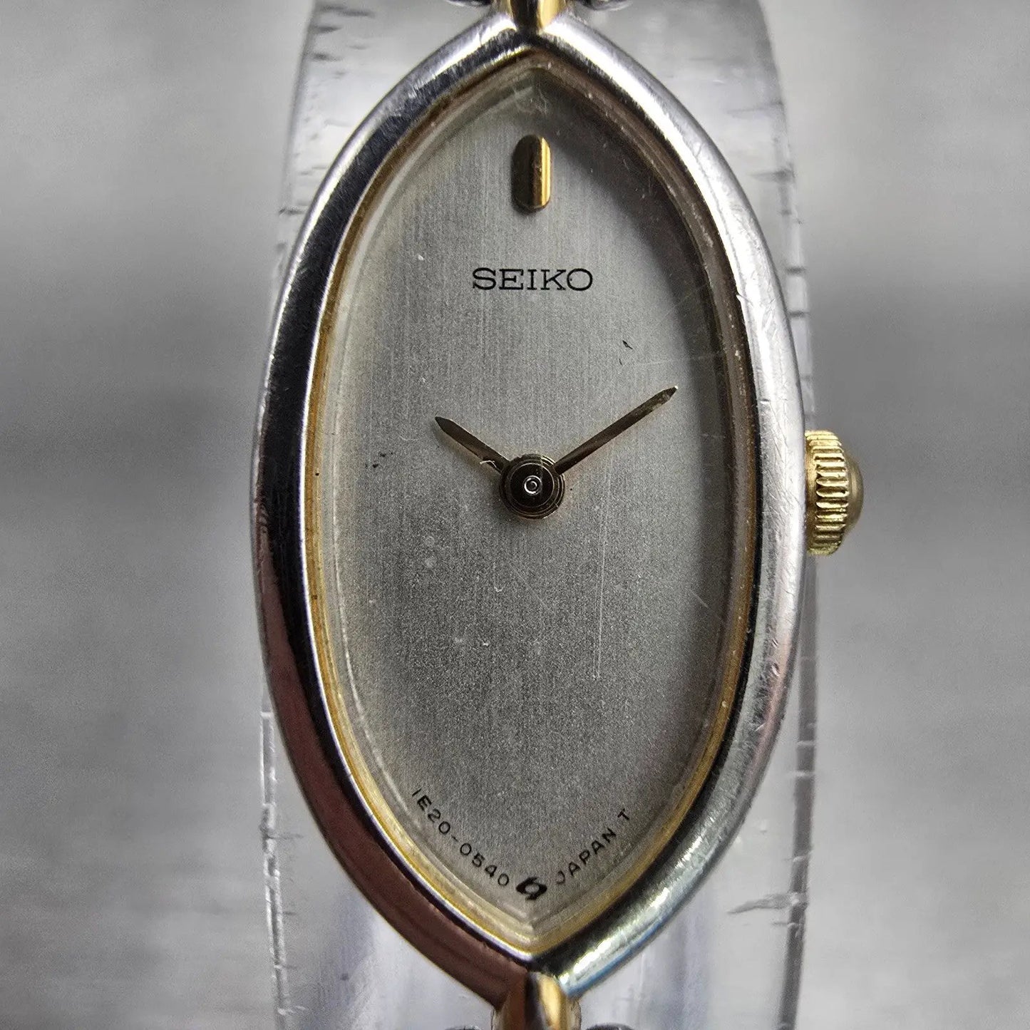 Seiko Watch Women 13mm Silver Dial Two Tone Oval 1E20-5270 New Battery Vintage1