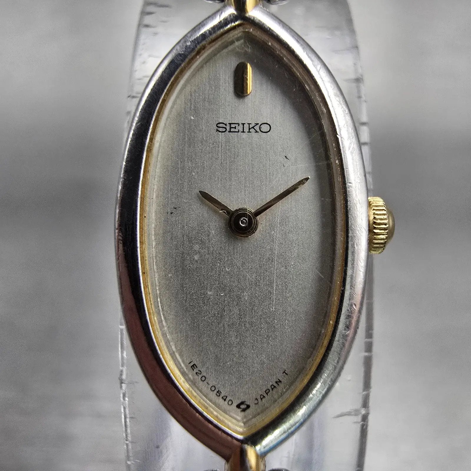 Seiko Watch Women 13mm Silver Dial Two Tone Oval 1E20-5270 New Battery Vintage1