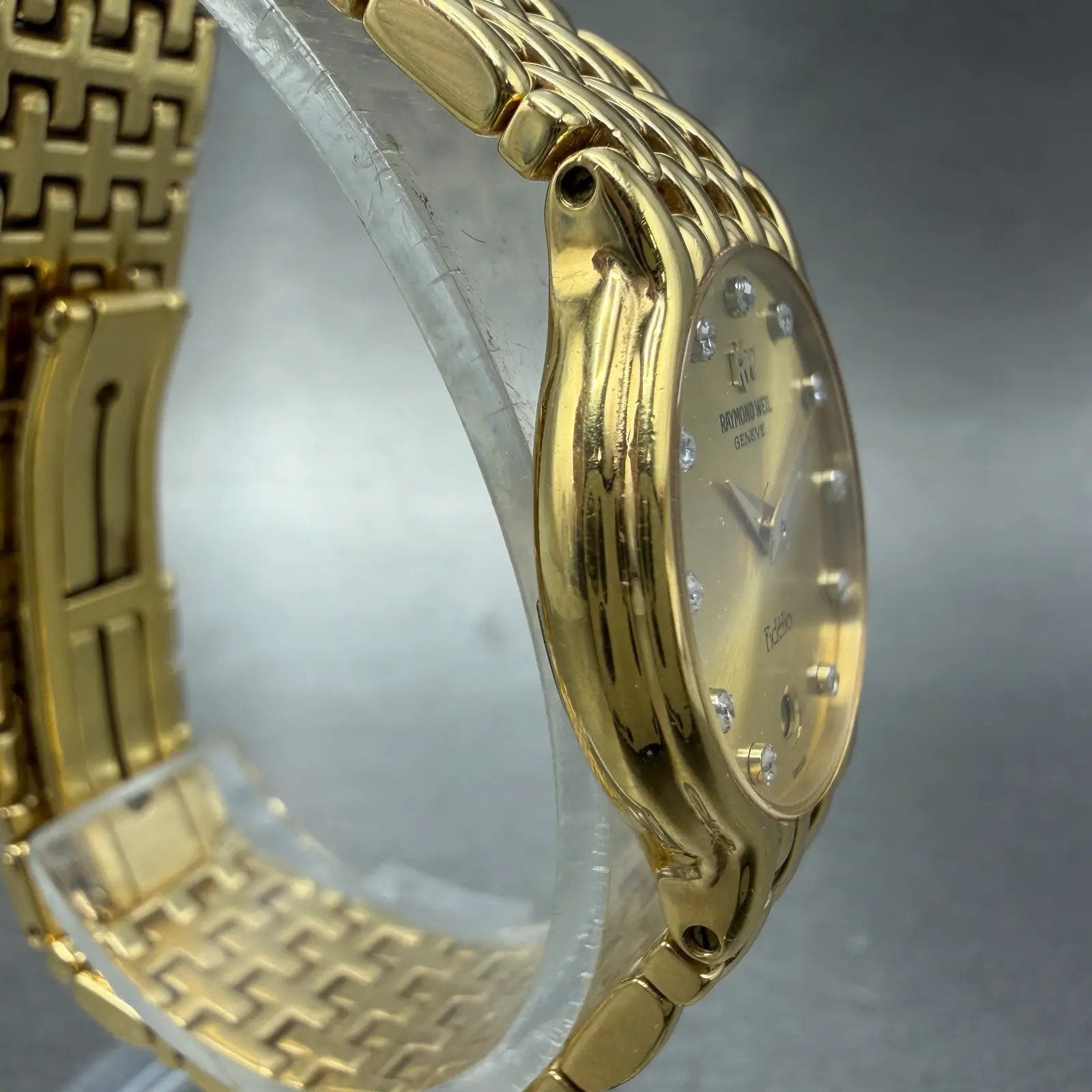 Raymond Weil Fideli Watch Women 24mm Champagne Dial Gold Tone Date 4702 NewBat3