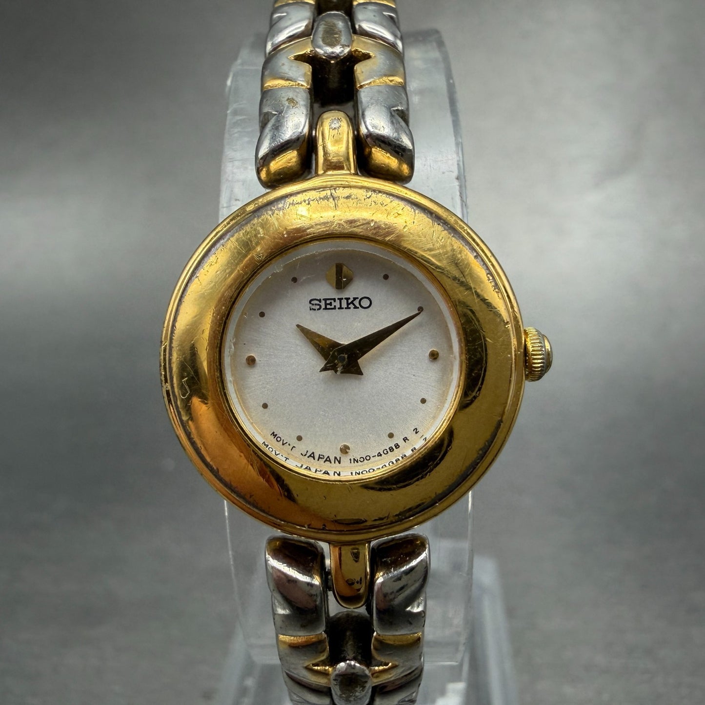 Seiko Watch Women 20mm Silver Dial Gold Tone Round 1N00-1C70 New Battery Vintage0