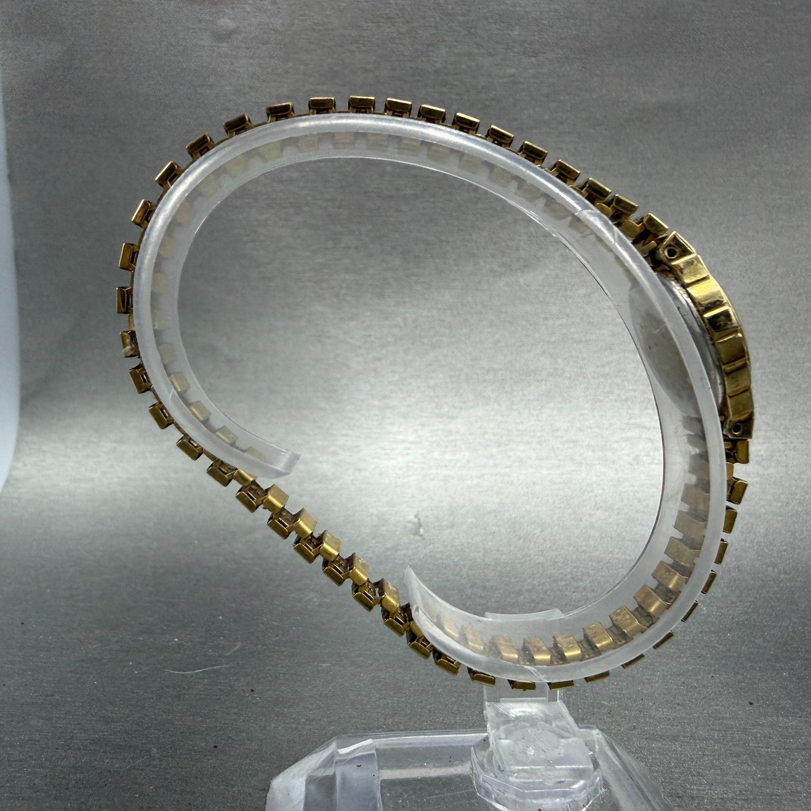 Citizen Watch Women 17mm Black Dial Gold Tone Oval 5920-S96494 New Battery VTG8