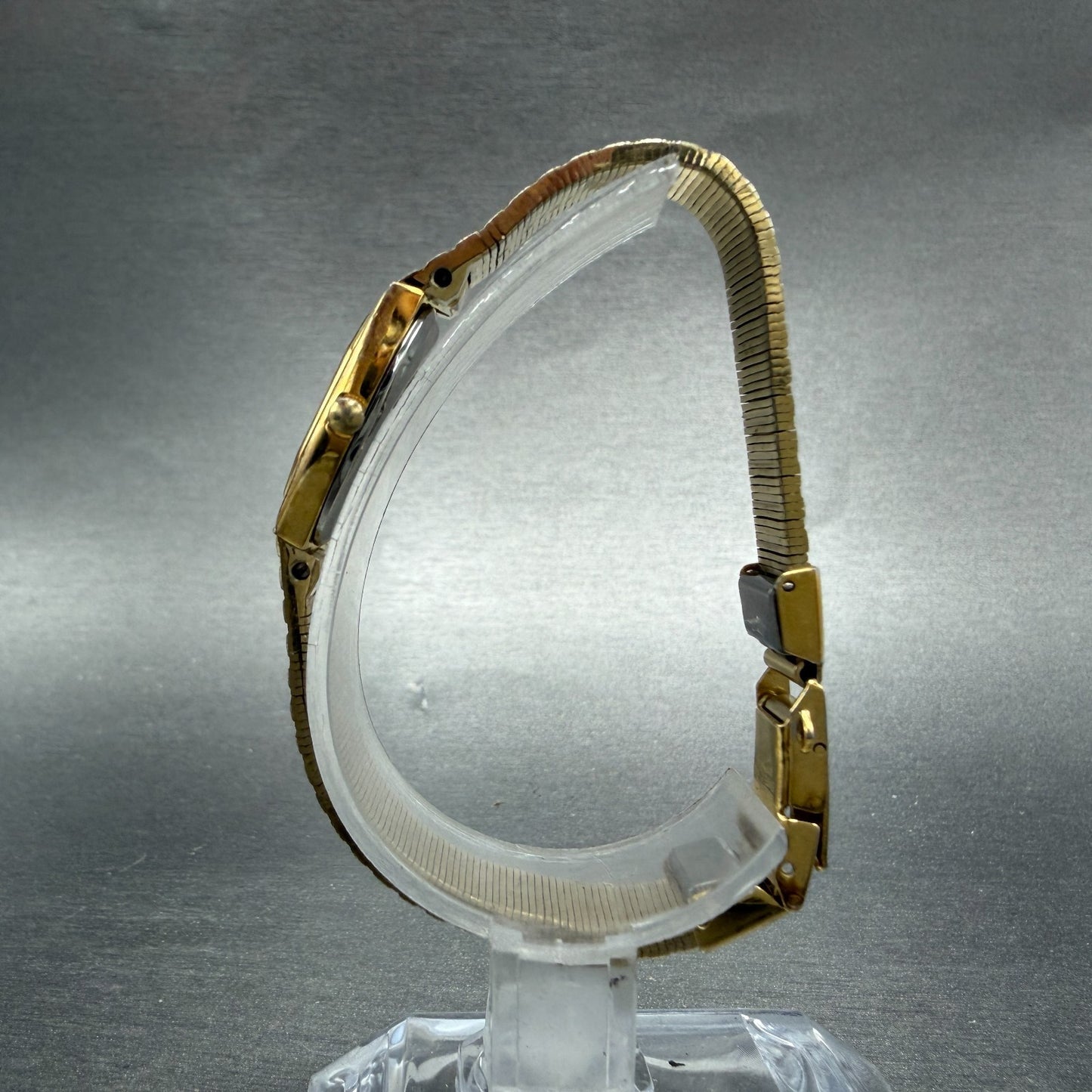 Seiko Watch Women 18mm Champagne Dial Gold Tone Rectangle 7320-5499 New Battery6