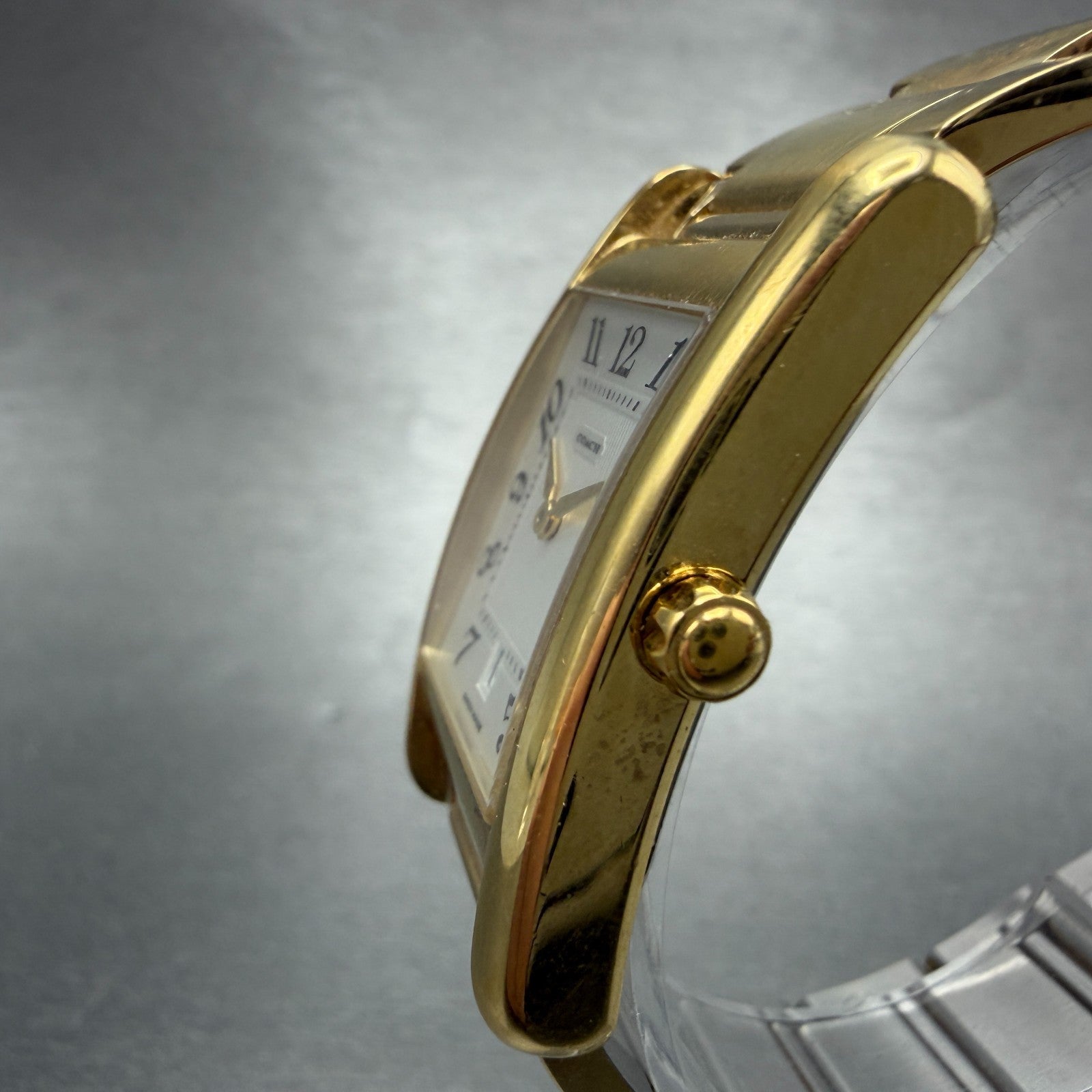 Coach Tank Watch Men 25mm Silver Dial Gold Tone Date 7.073.492 New Battery2