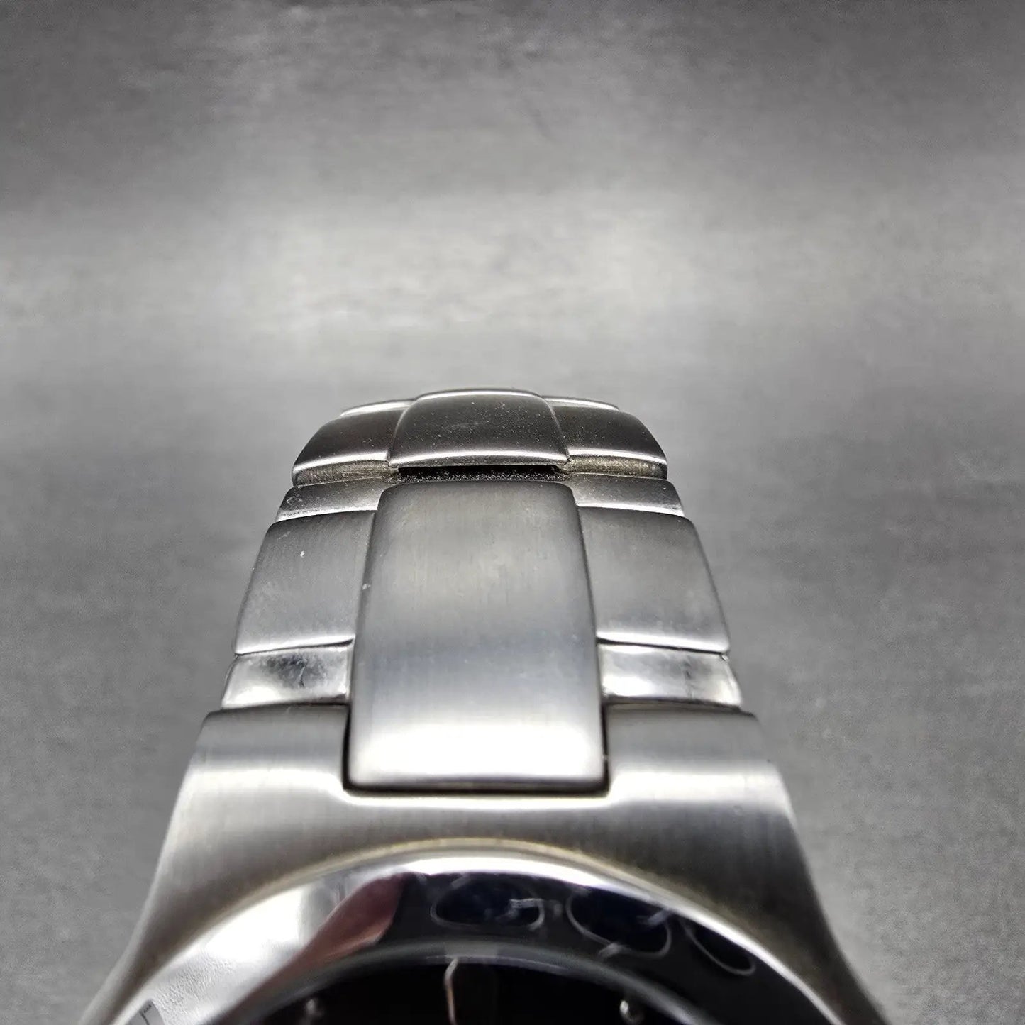 Citizen Eco-Drive Watch Men 36mm Black Dial Silver Tone Date E111-K16750 Runs4