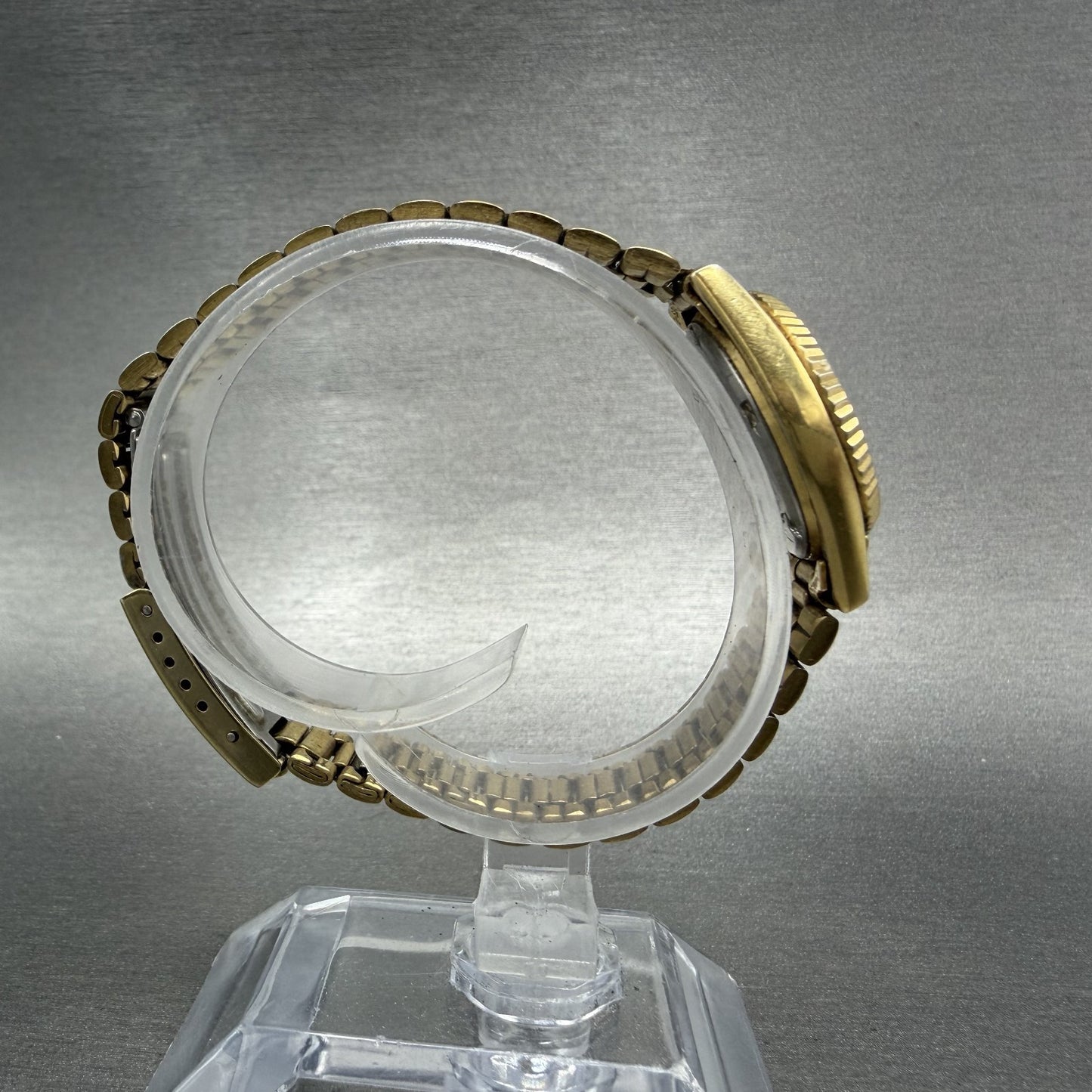 Seiko SQ Watch Women 24mm Gold Dial Gold Tone Daydate Round 3E23-0A60 NewBatt HG9