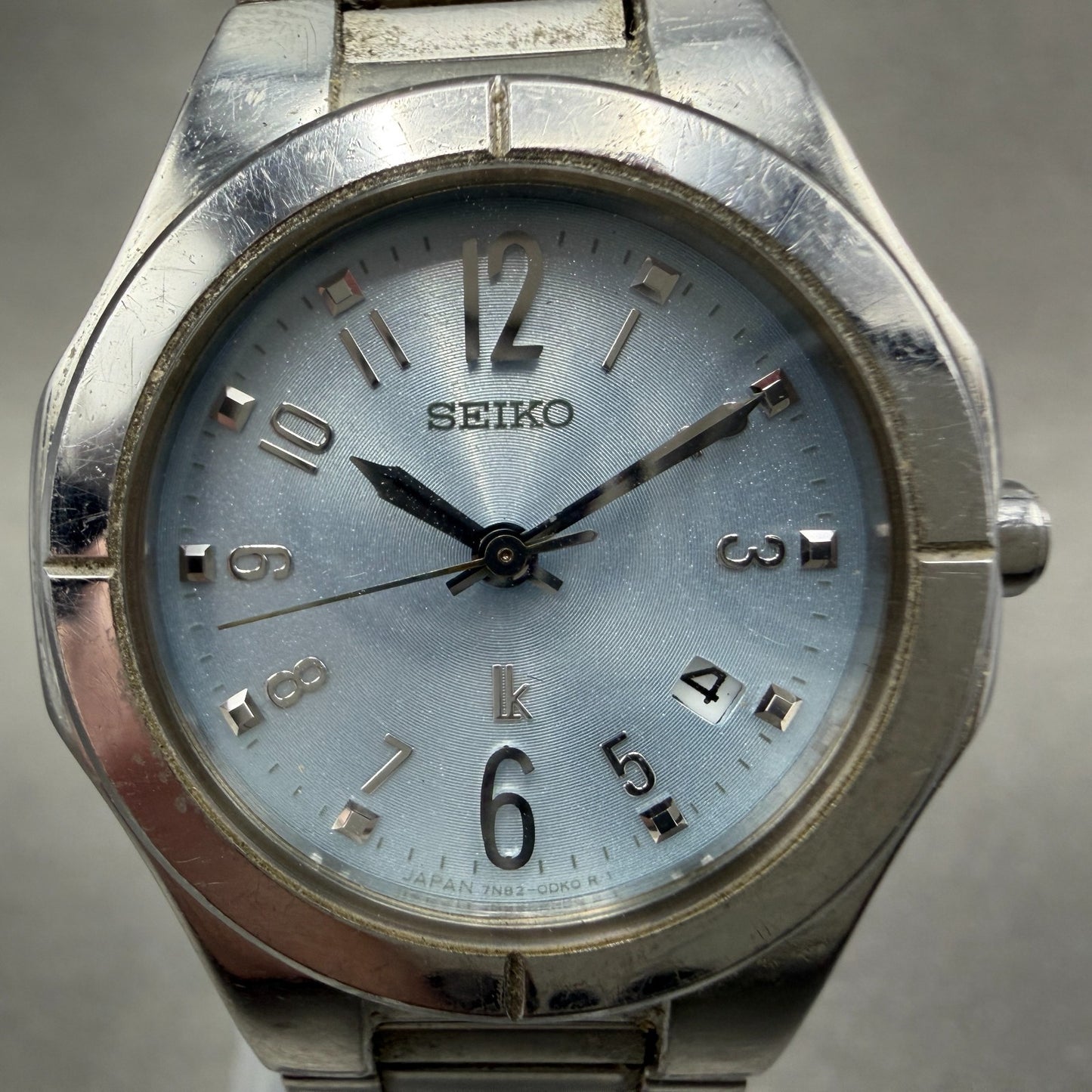 Seiko Lukia watch Women 27mm Blue Dial Silver Tone Date 7N82-0AX0 New Battery1