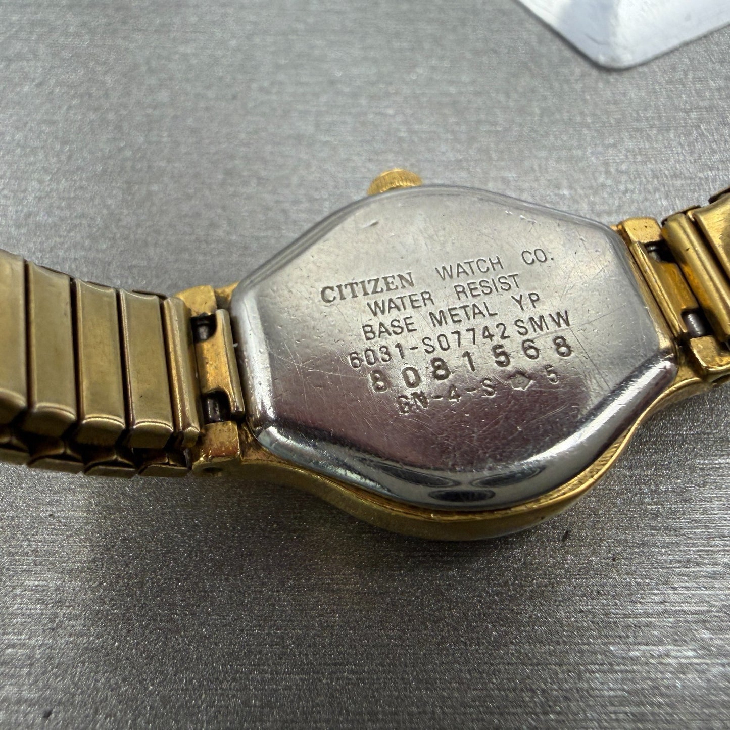 Citizen Watch Women 20mm Cream Dial Gold Tone Round 6031S07742 New Battery9
