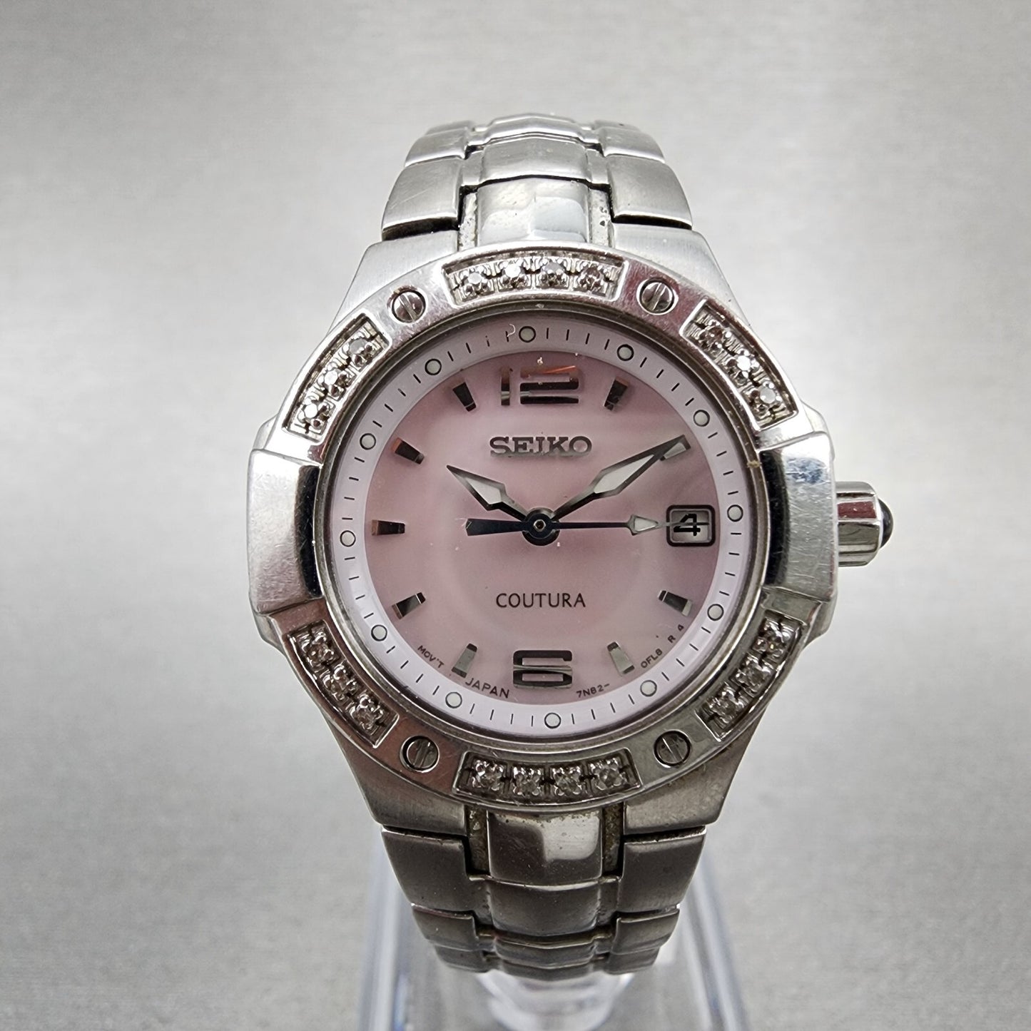Seiko Watch Women 27mm MOP Dial Steel Date Round Diamonds 7n820CG0 New Battery0