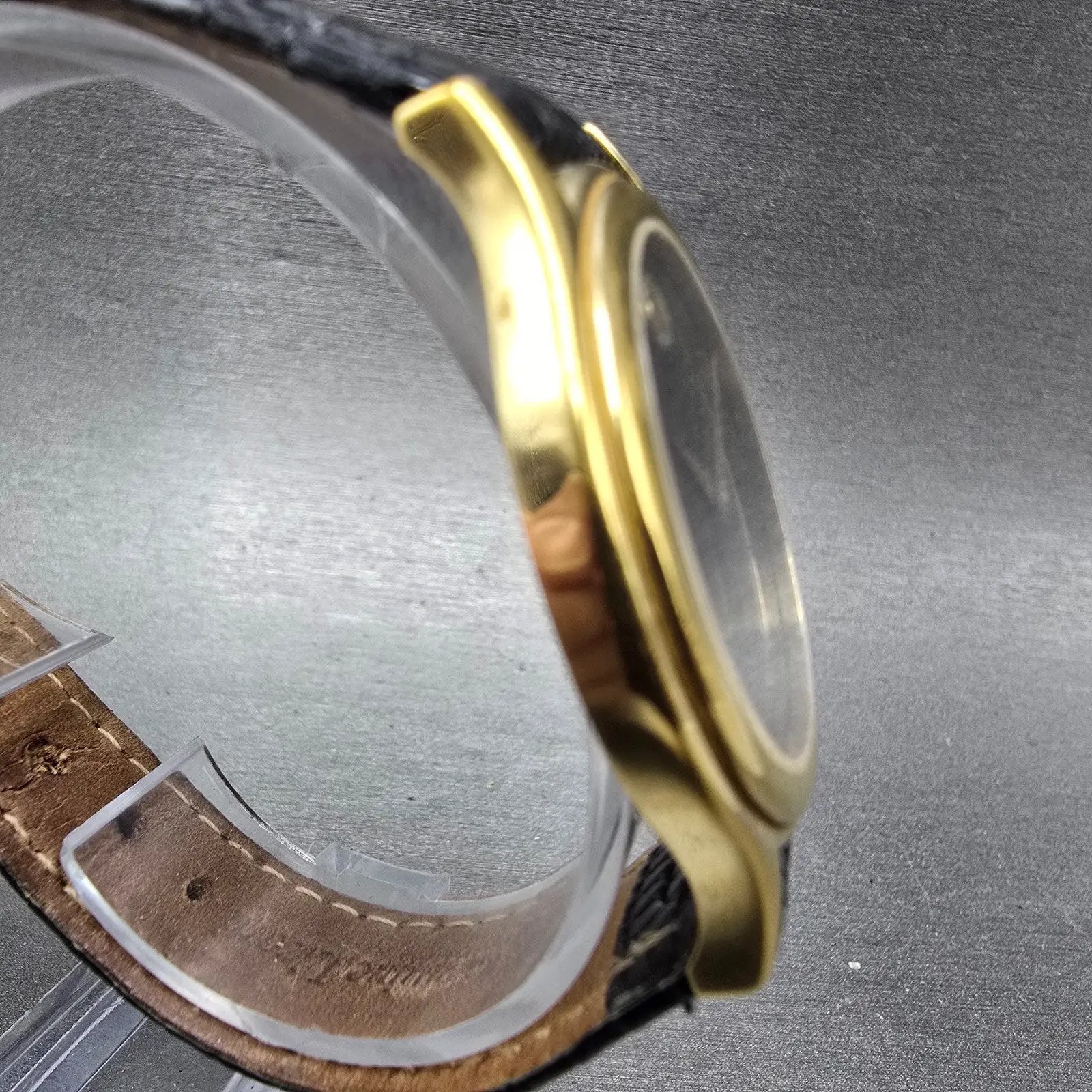 Movado Museum Watch Men 35mm Black Dial Gold Tone Round 87-E4-0863 Round PARTS A4