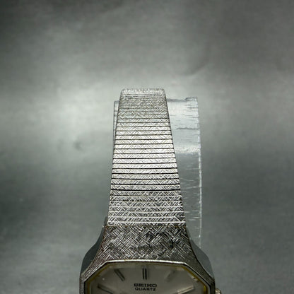 Seiko Watch Women 21mm Silver Dial Silver Tone Octagon 2621-5100 New Battery4