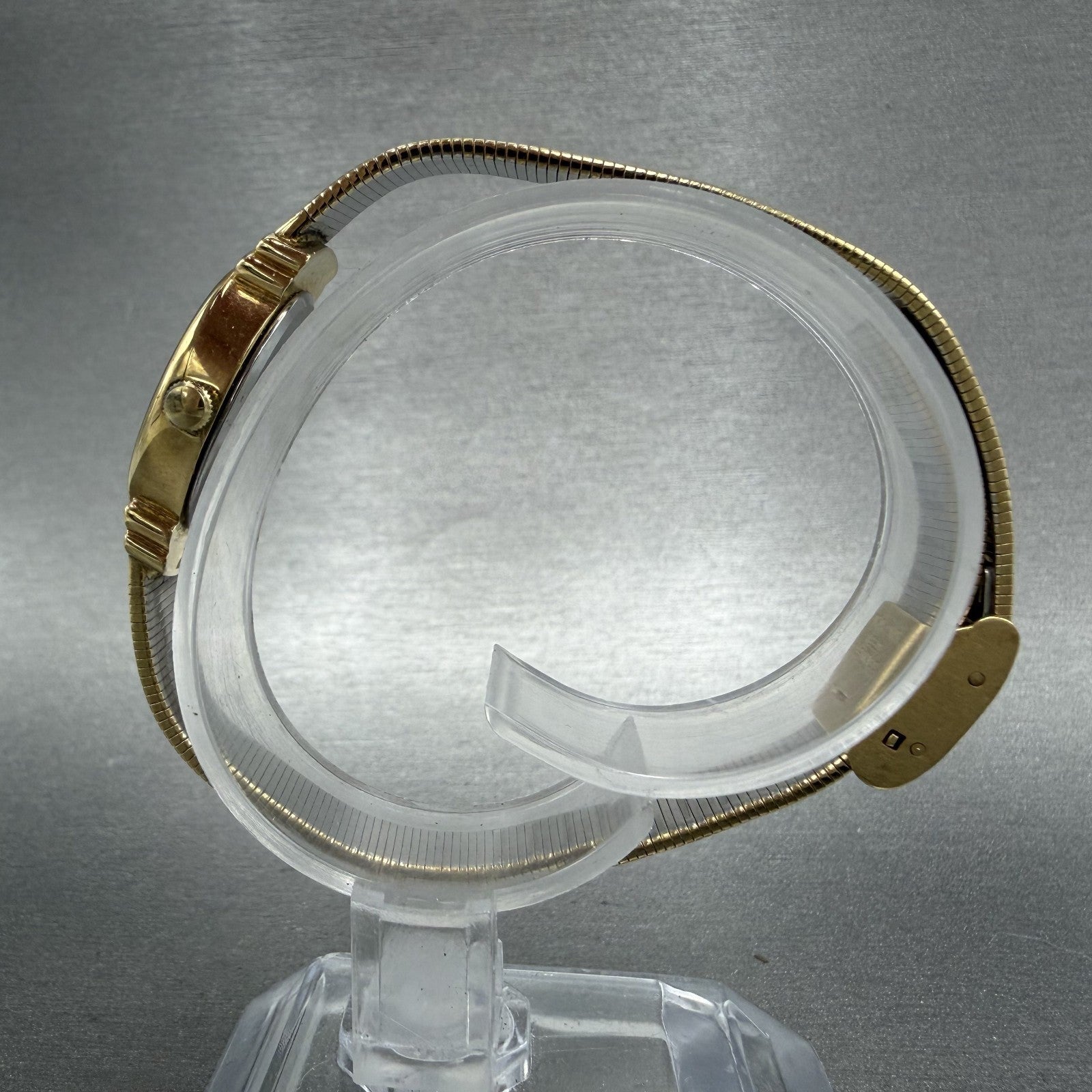 Elgin Watch Women 16mm Champagne Dial Gold Tone Oval Diamond Quartz New Batt ABC6