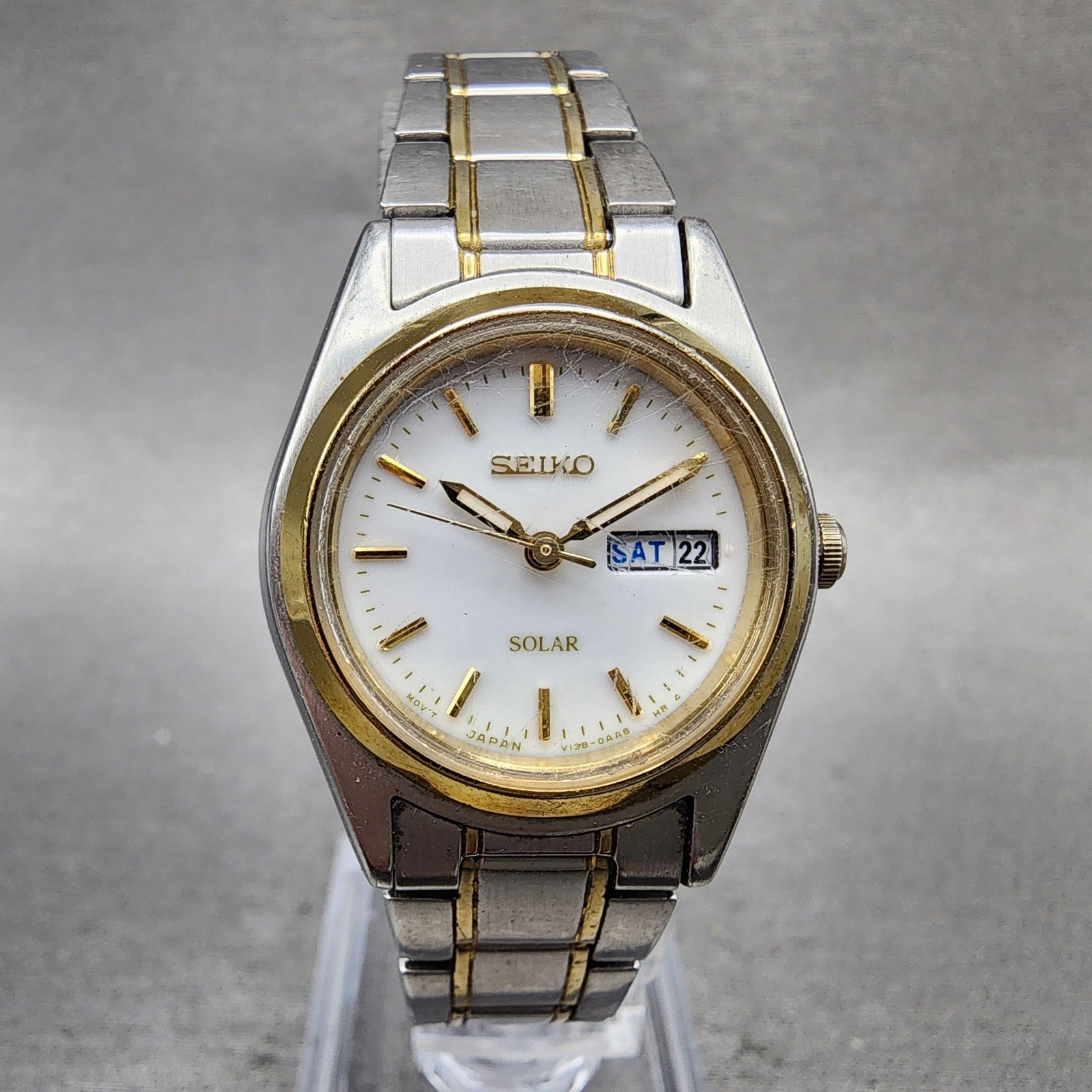 Seiko Solar Watch Women 25mm White Dial Two Tone Daydate Round V1380AA0 Runs0